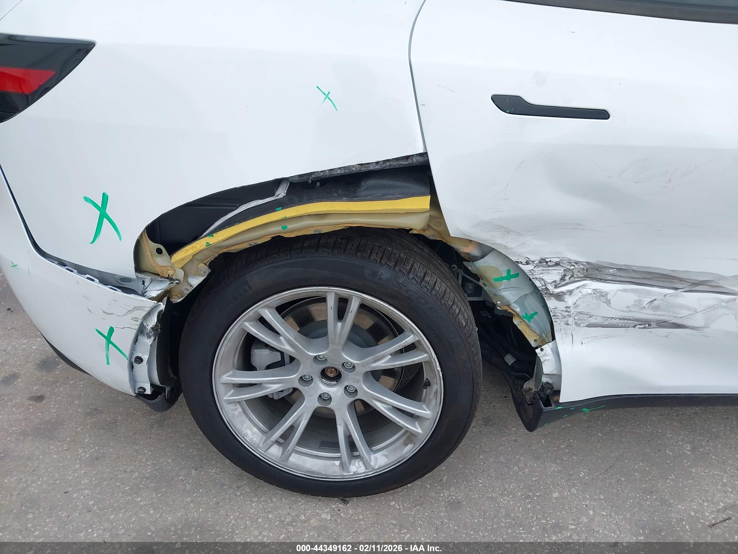 TESLA MODEL image 6