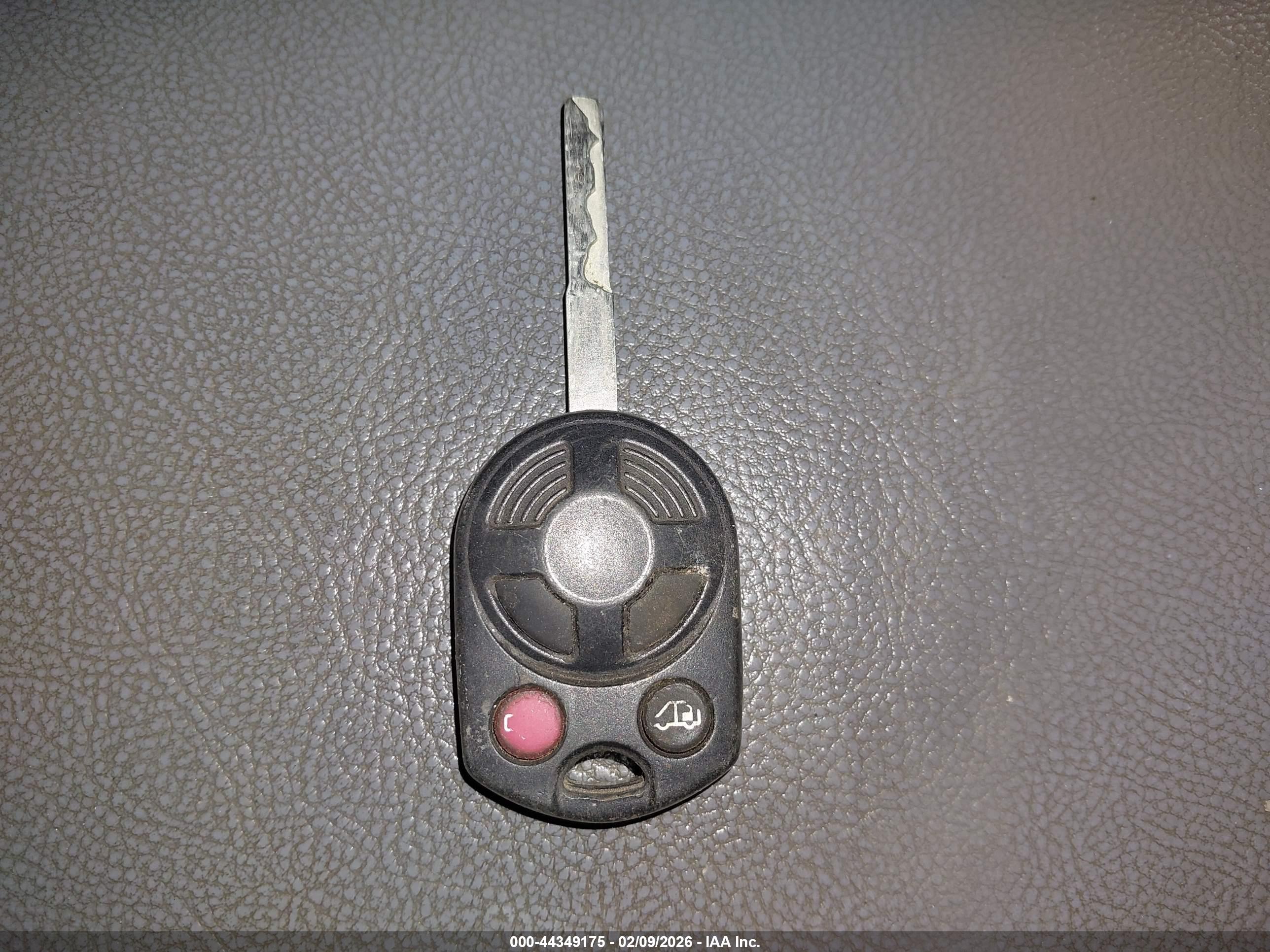 FORD TRANSIT-250 image 11