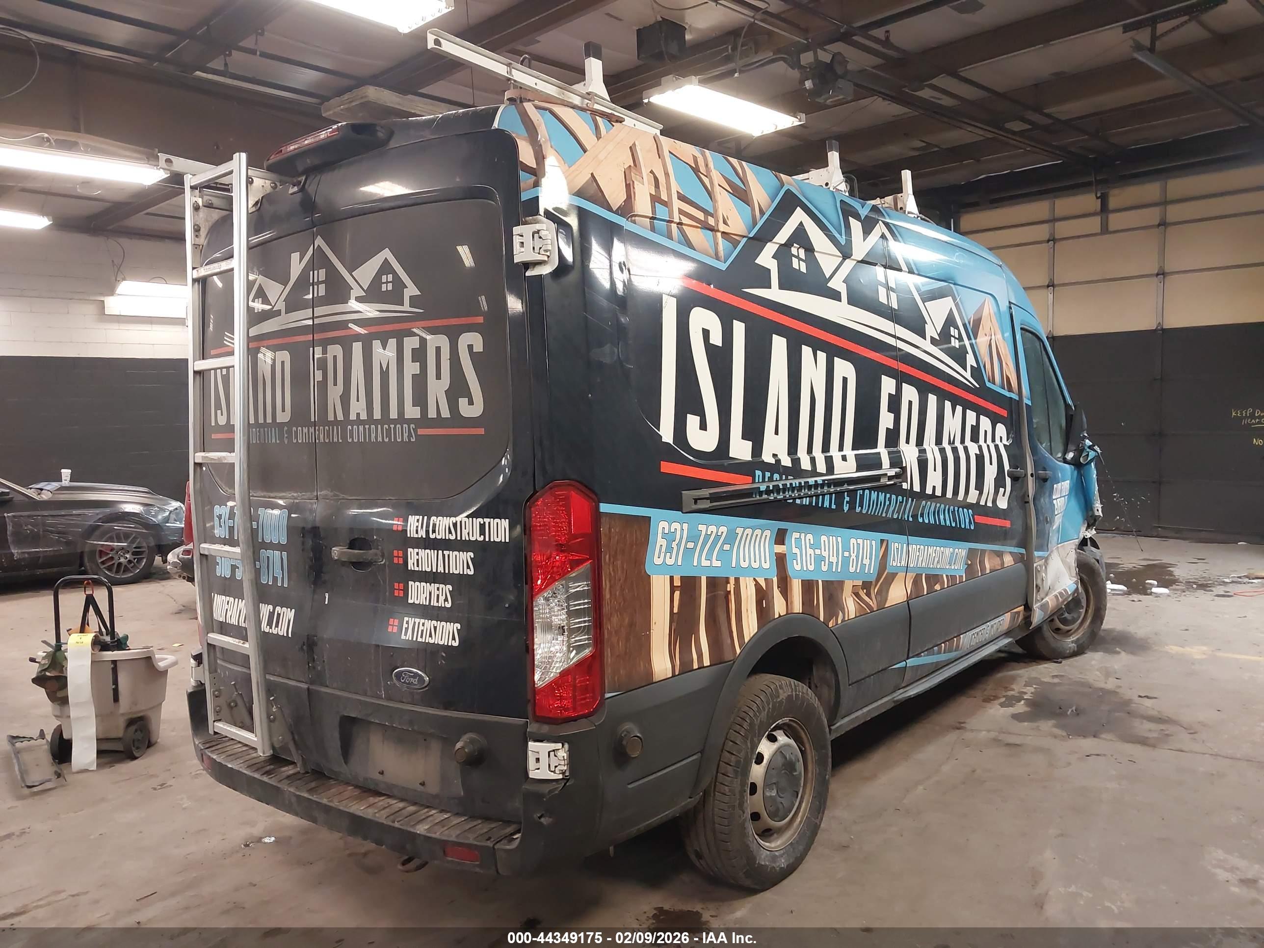 FORD TRANSIT-250 image 4