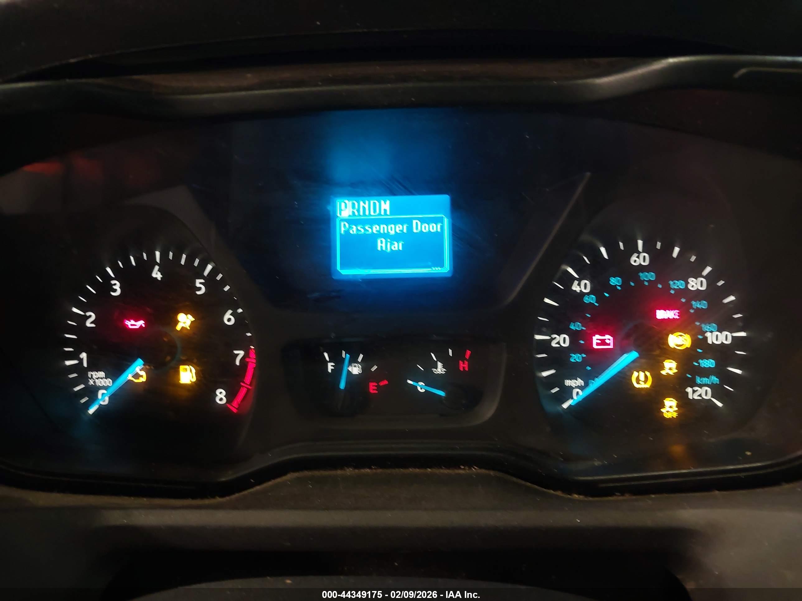 FORD TRANSIT-250 image 7
