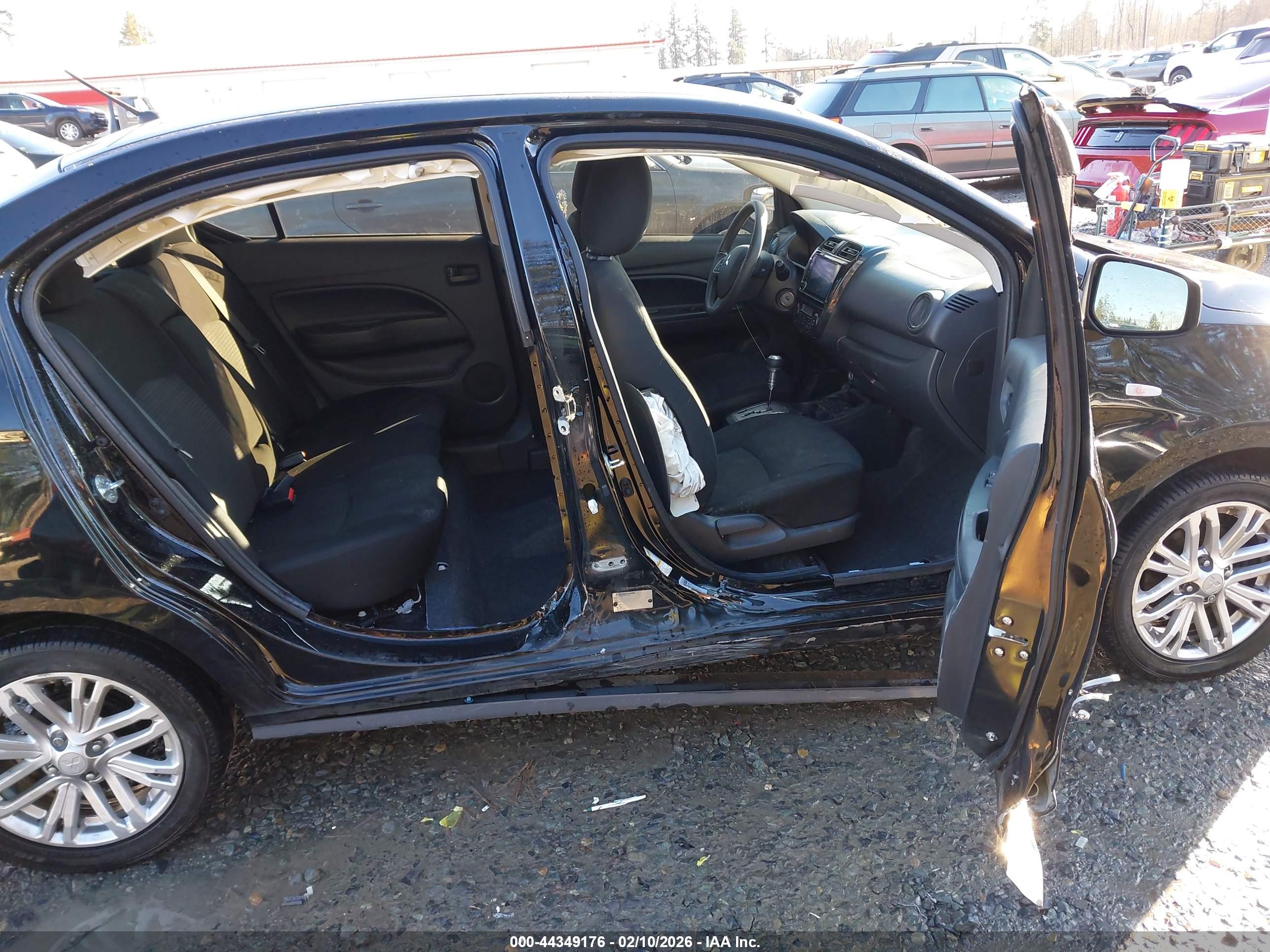 MITSUBISHI MIRAGE image 5