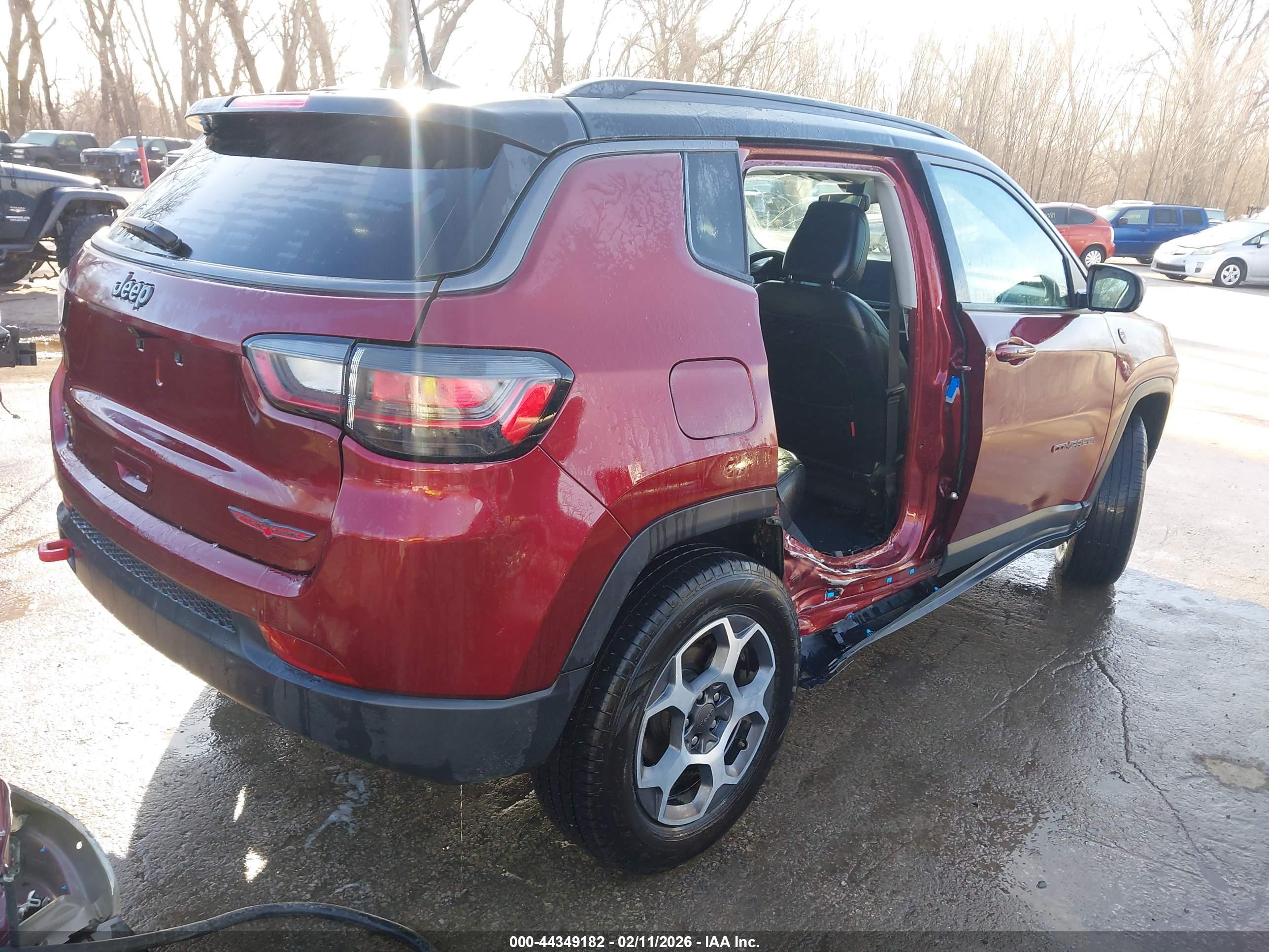 JEEP COMPASS image 4