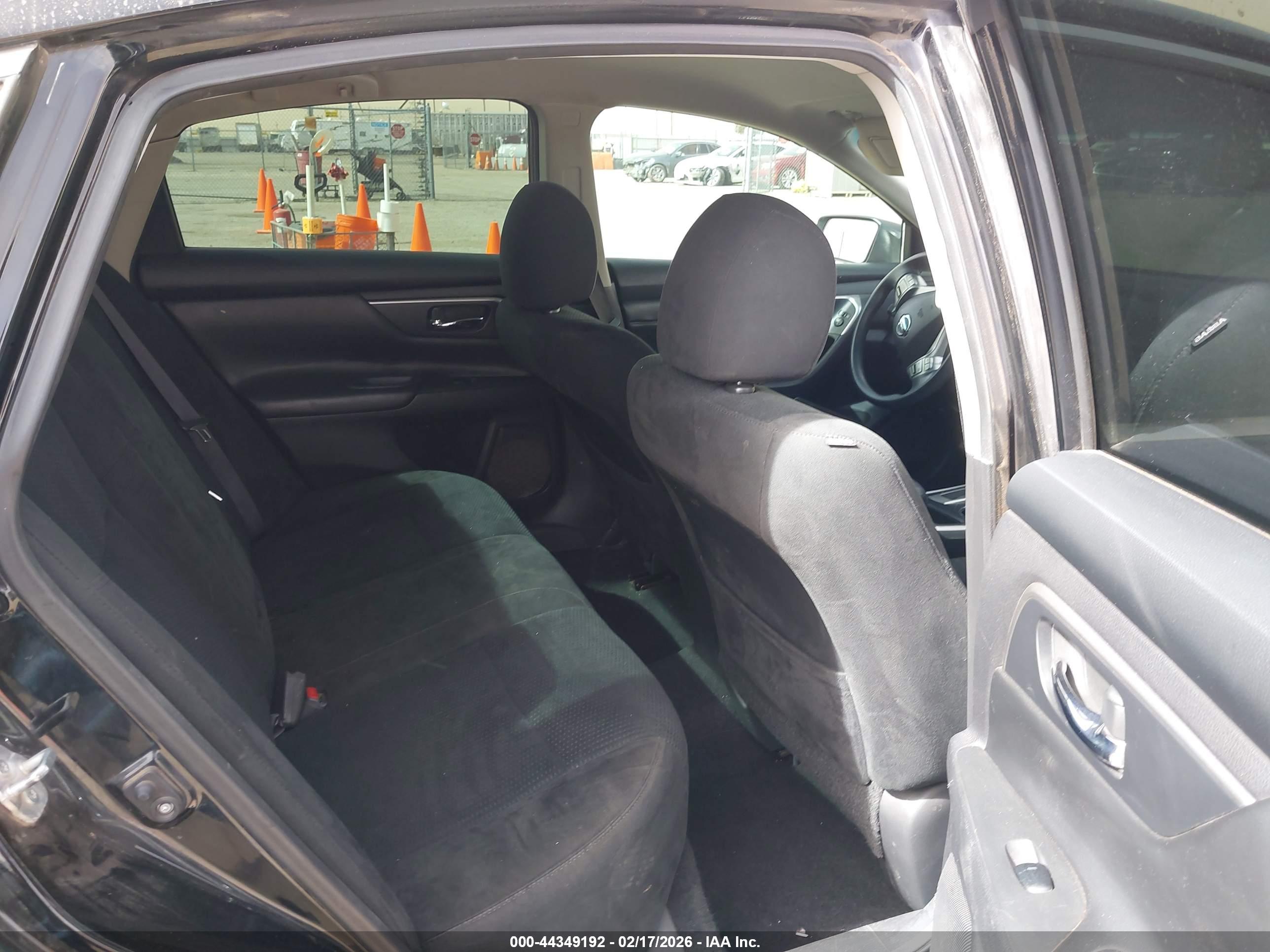 NISSAN ALTIMA image 8