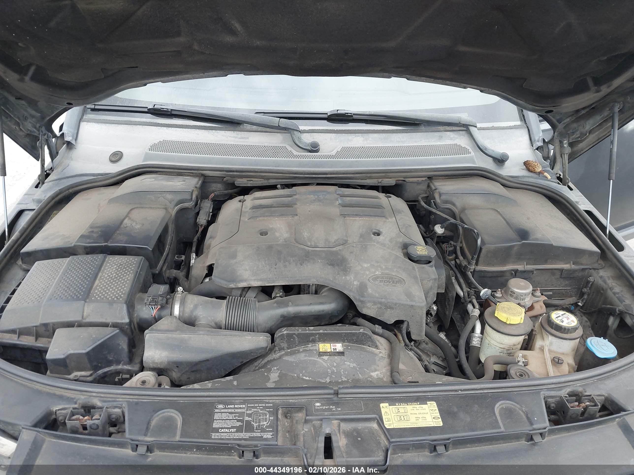 LAND ROVER image 10