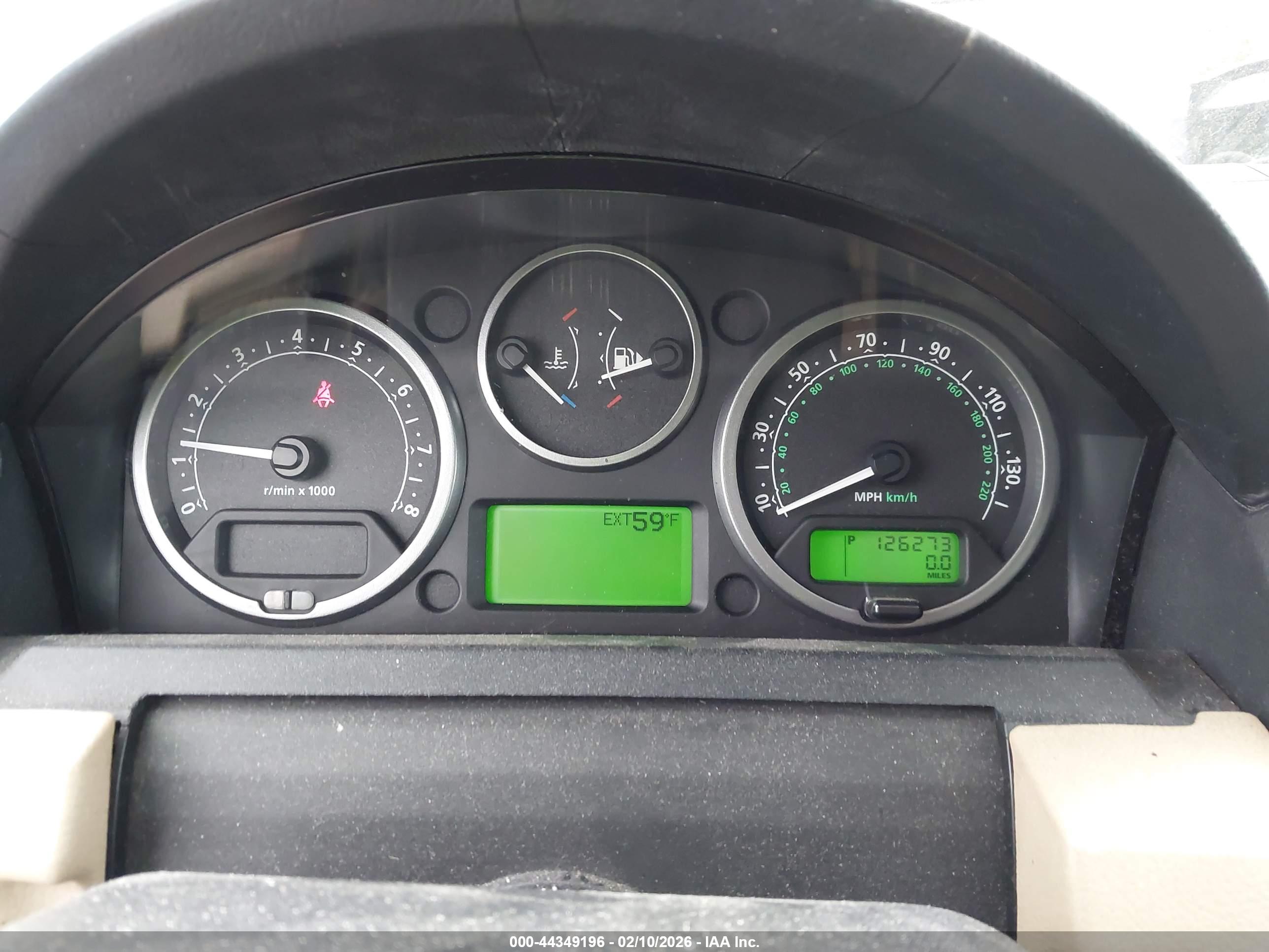 LAND ROVER image 7