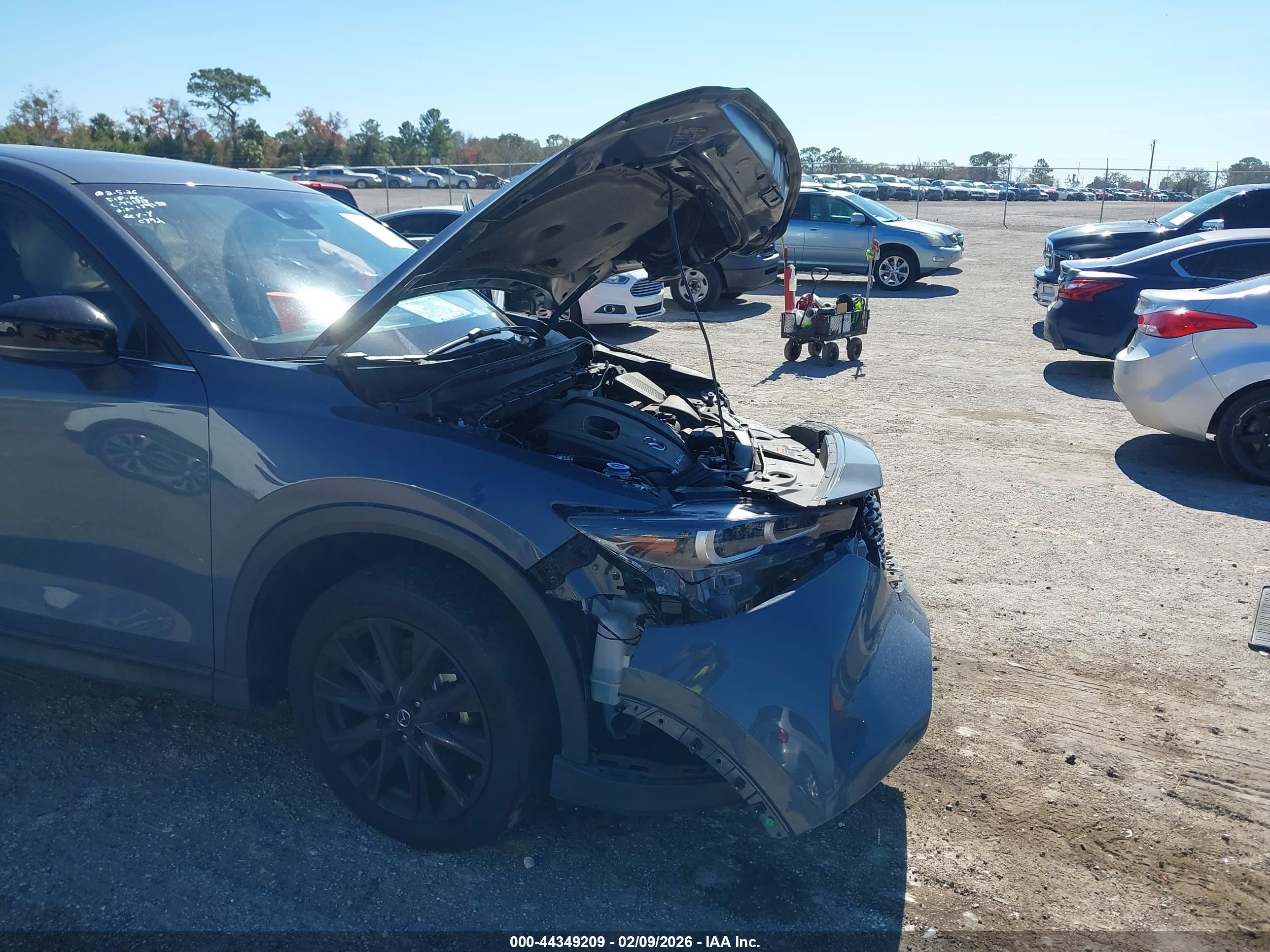 MAZDA CX-5 image 6