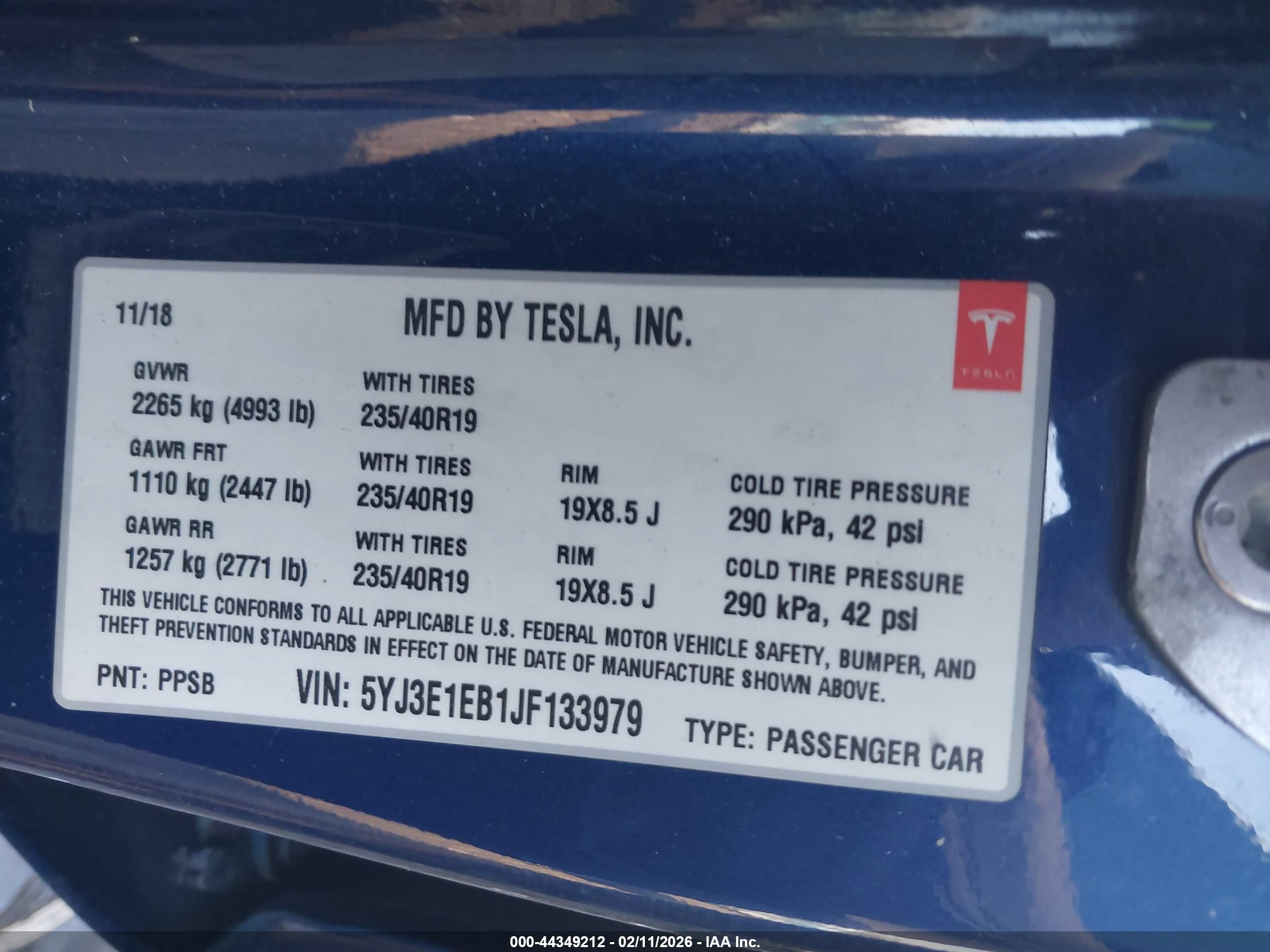 TESLA MODEL image 9