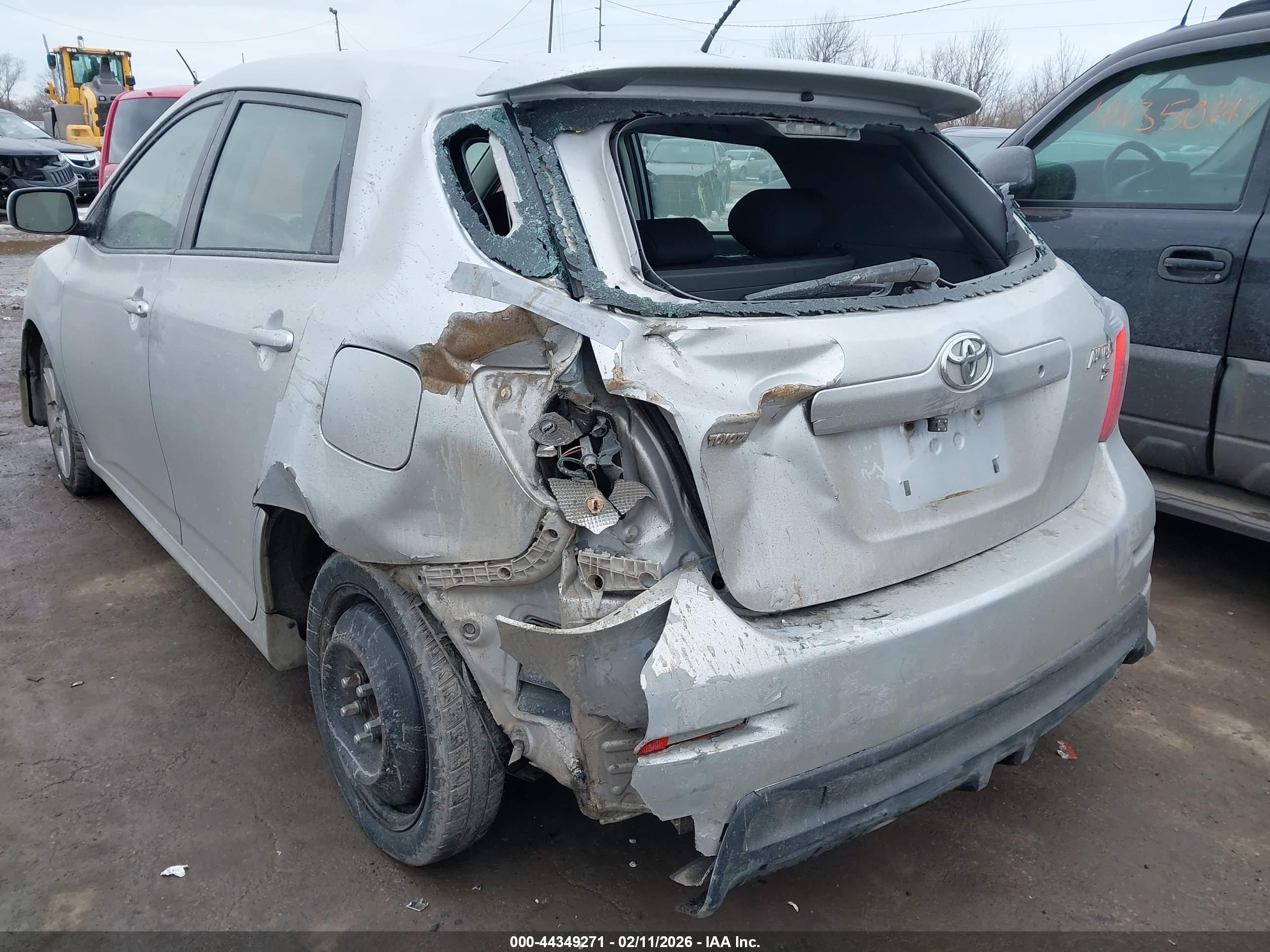 TOYOTA MATRIX image 6