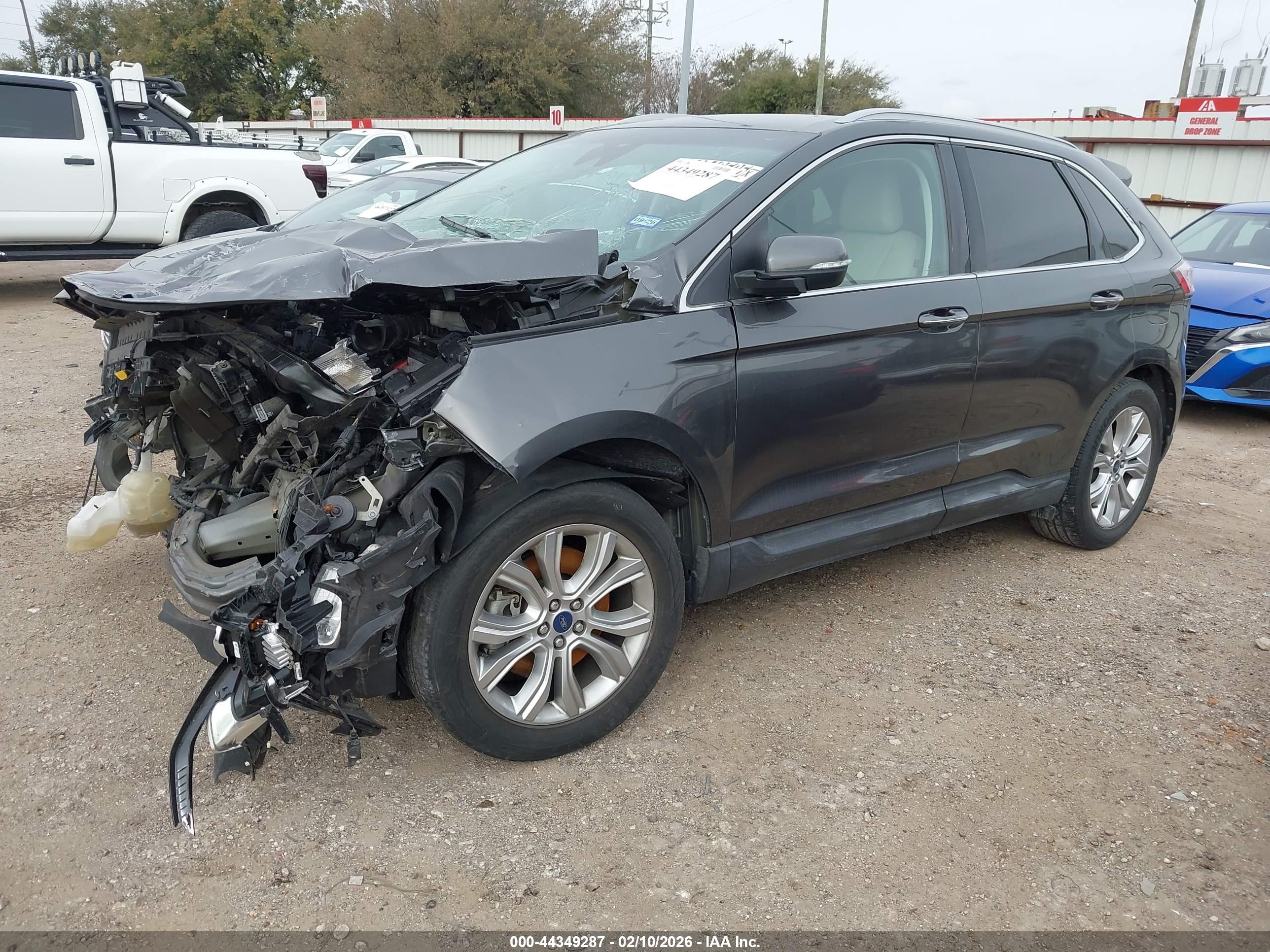 FORD EDGE image 2
