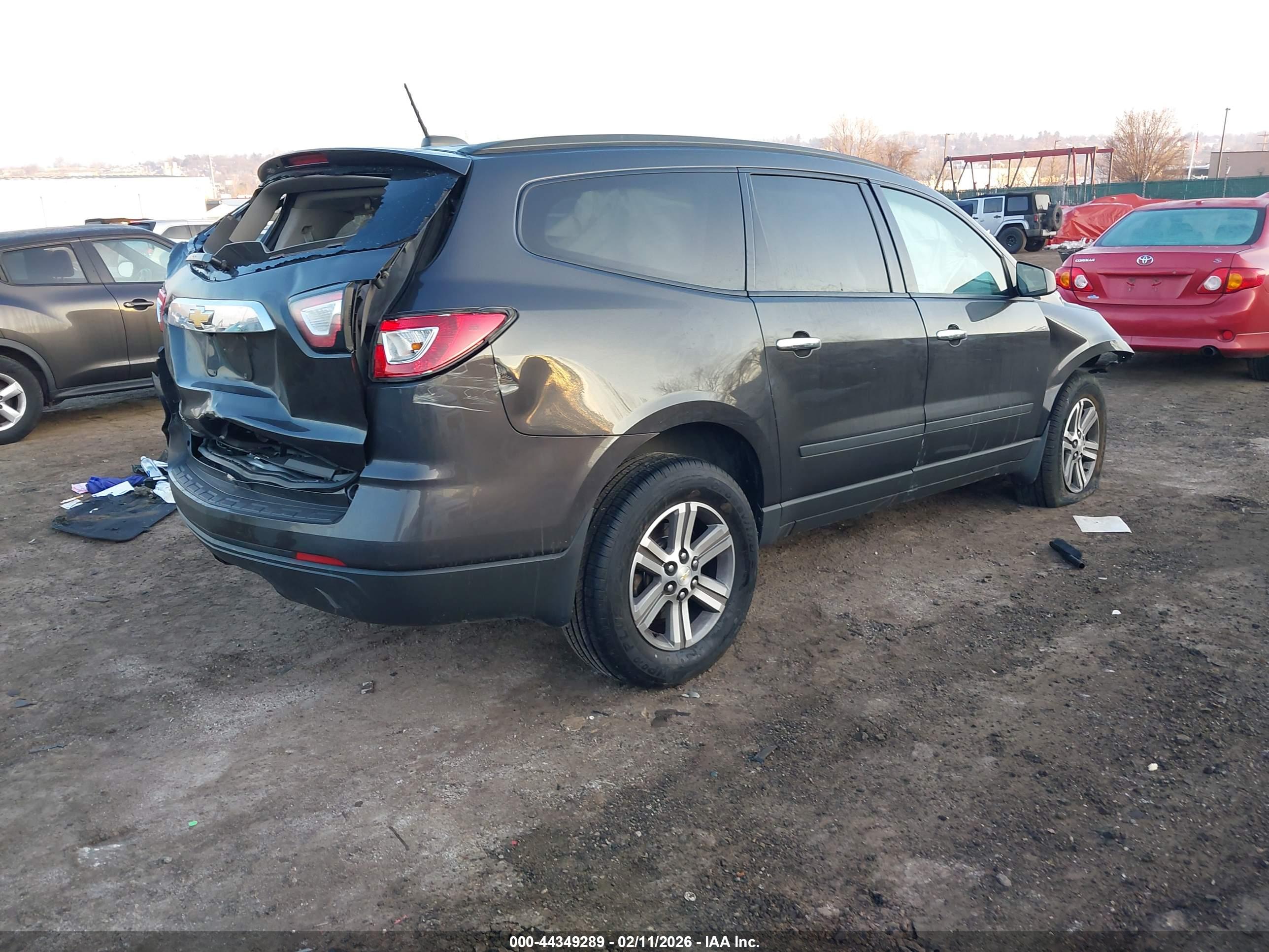 CHEVROLET TRAVERSE image 4