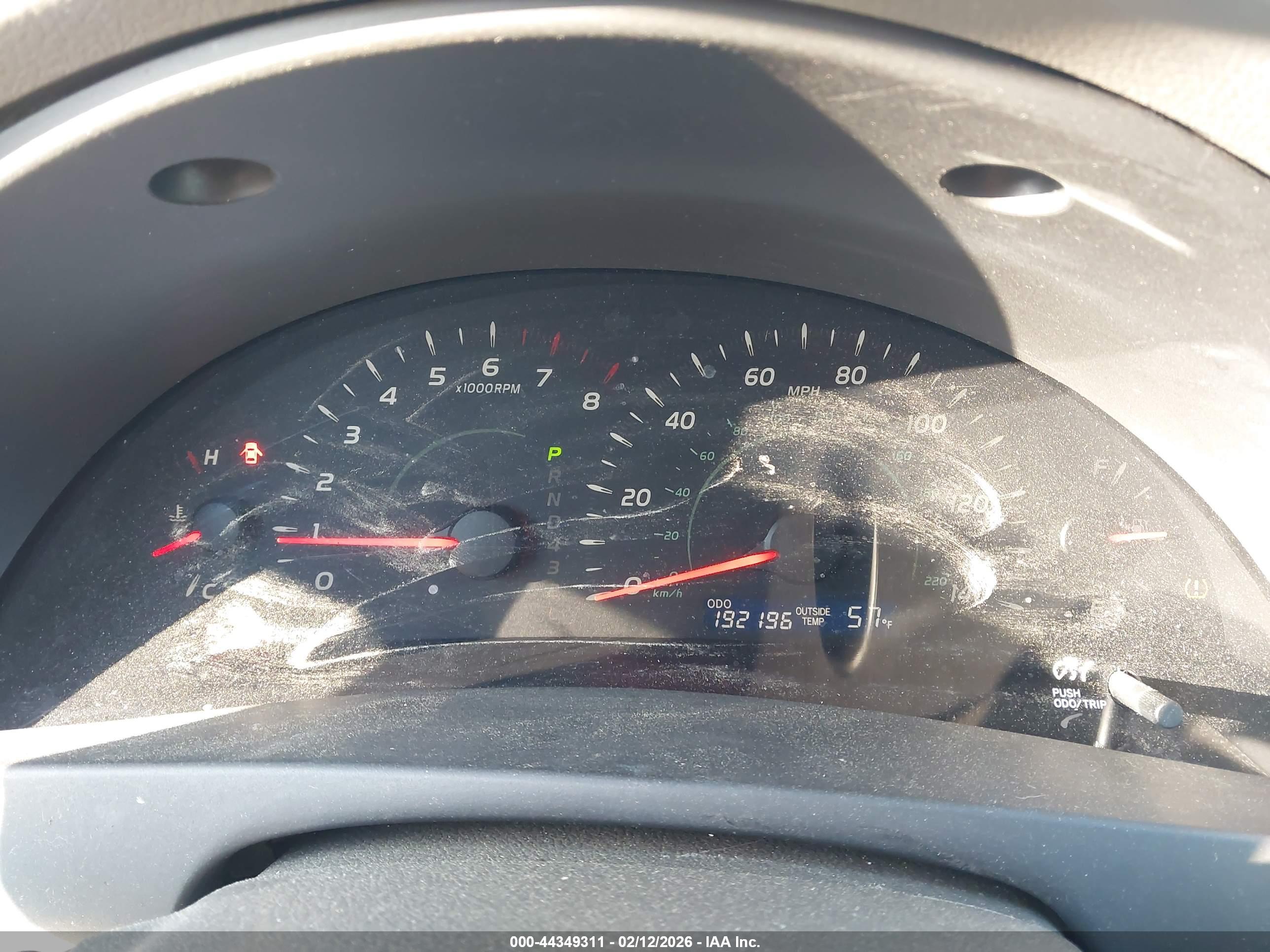 TOYOTA CAMRY image 7