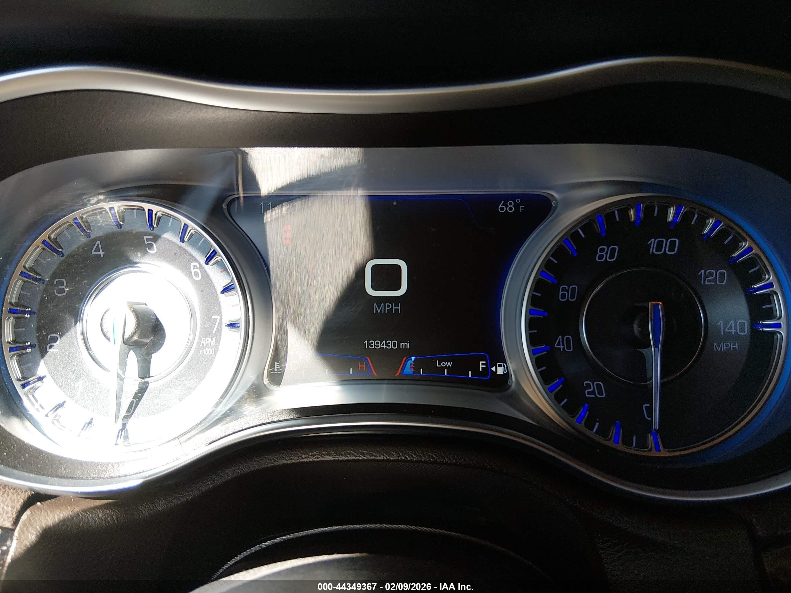 CHRYSLER 300C image 7