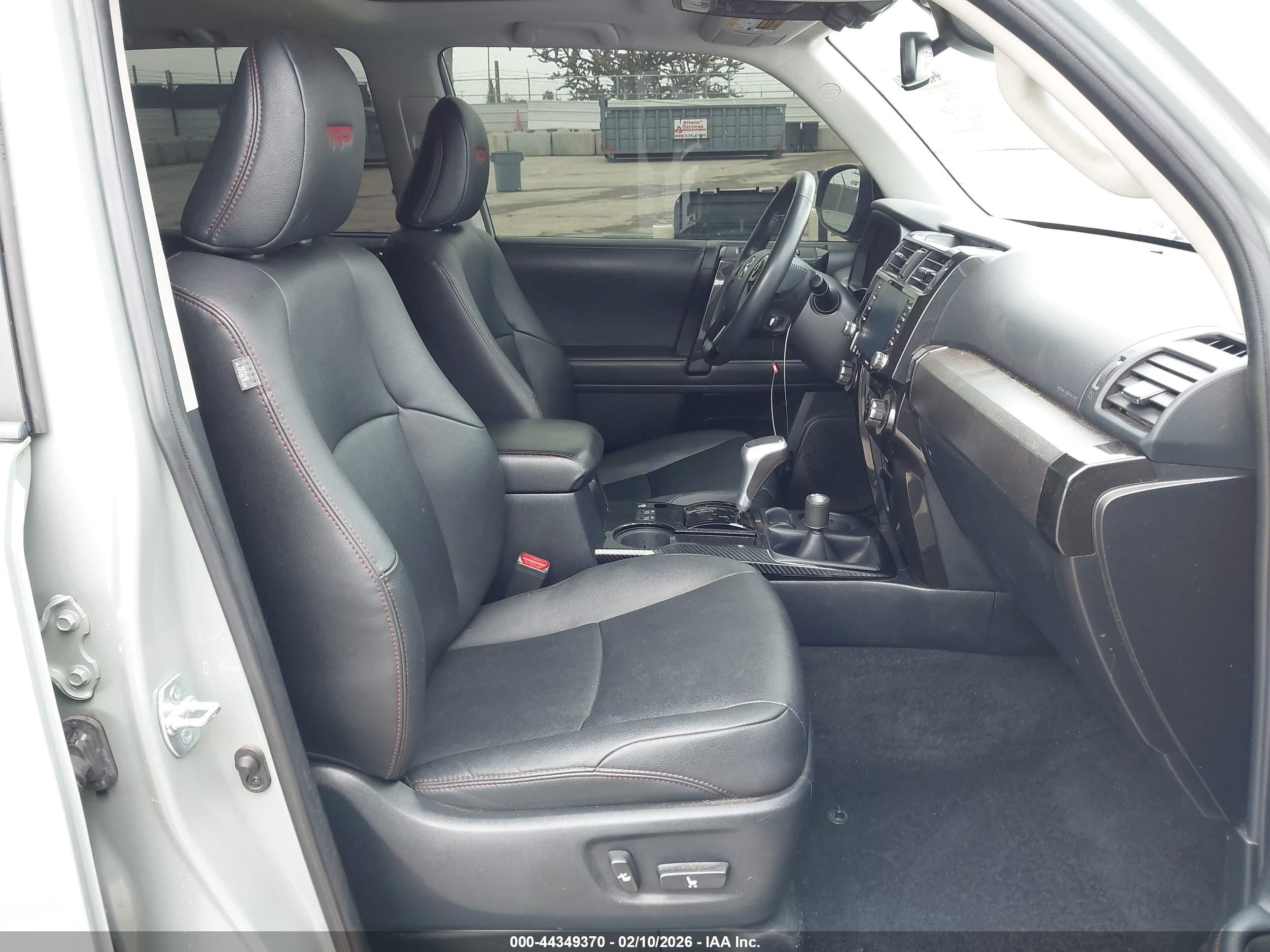 TOYOTA 4RUNNER image 5