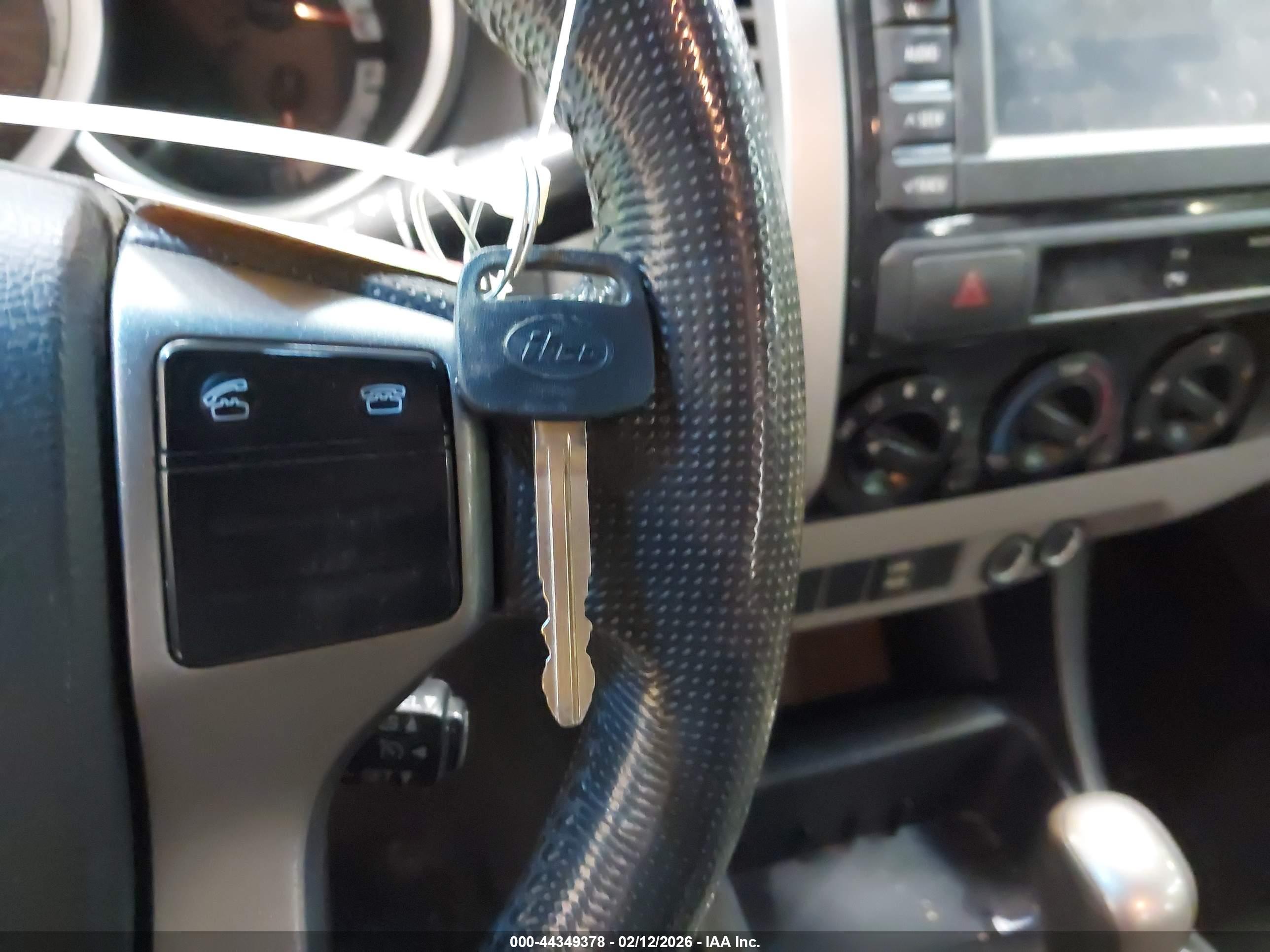 TOYOTA TACOMA image 11