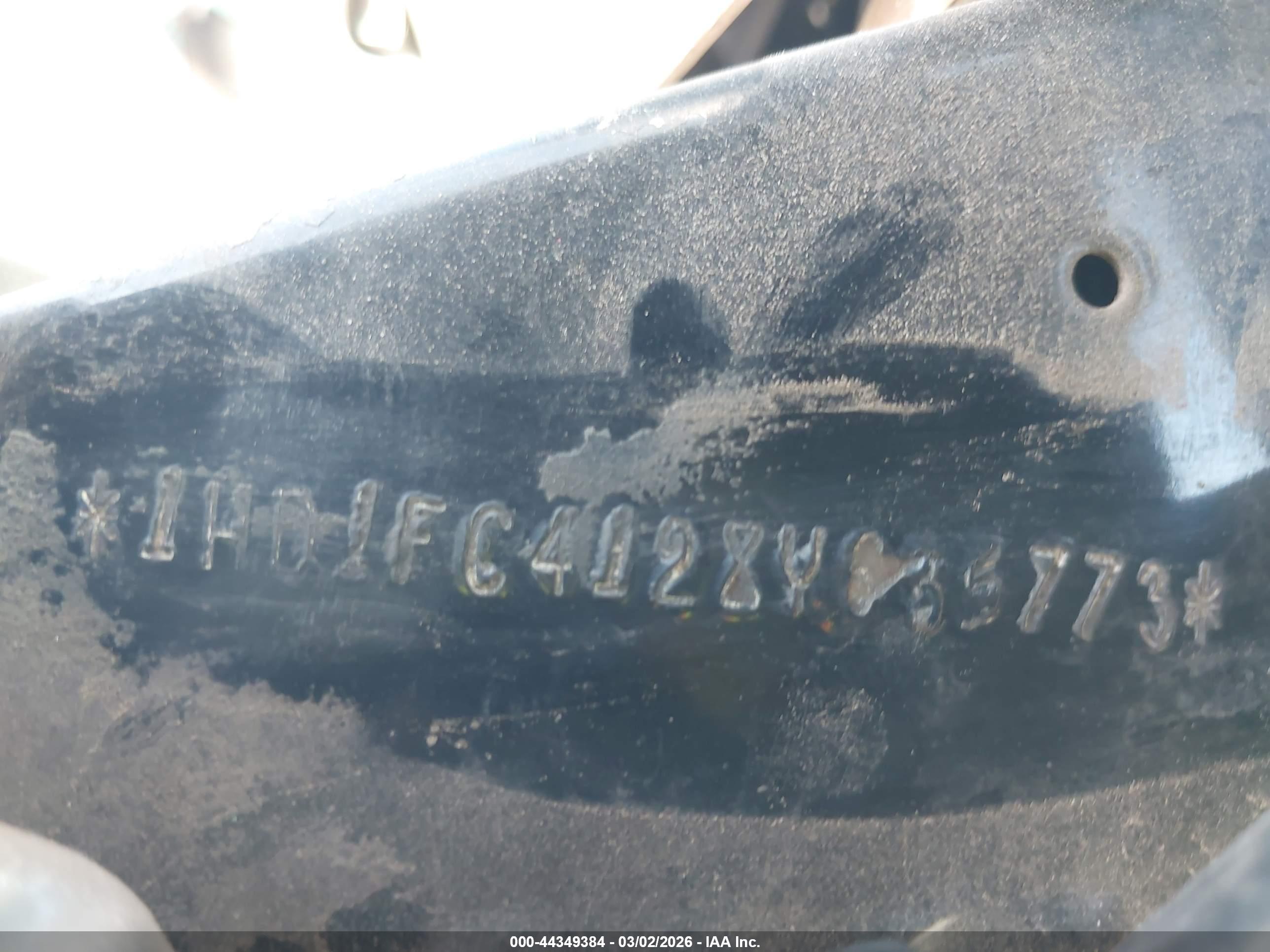 HARLEY-DAVIDSON FLHTCUI image 10