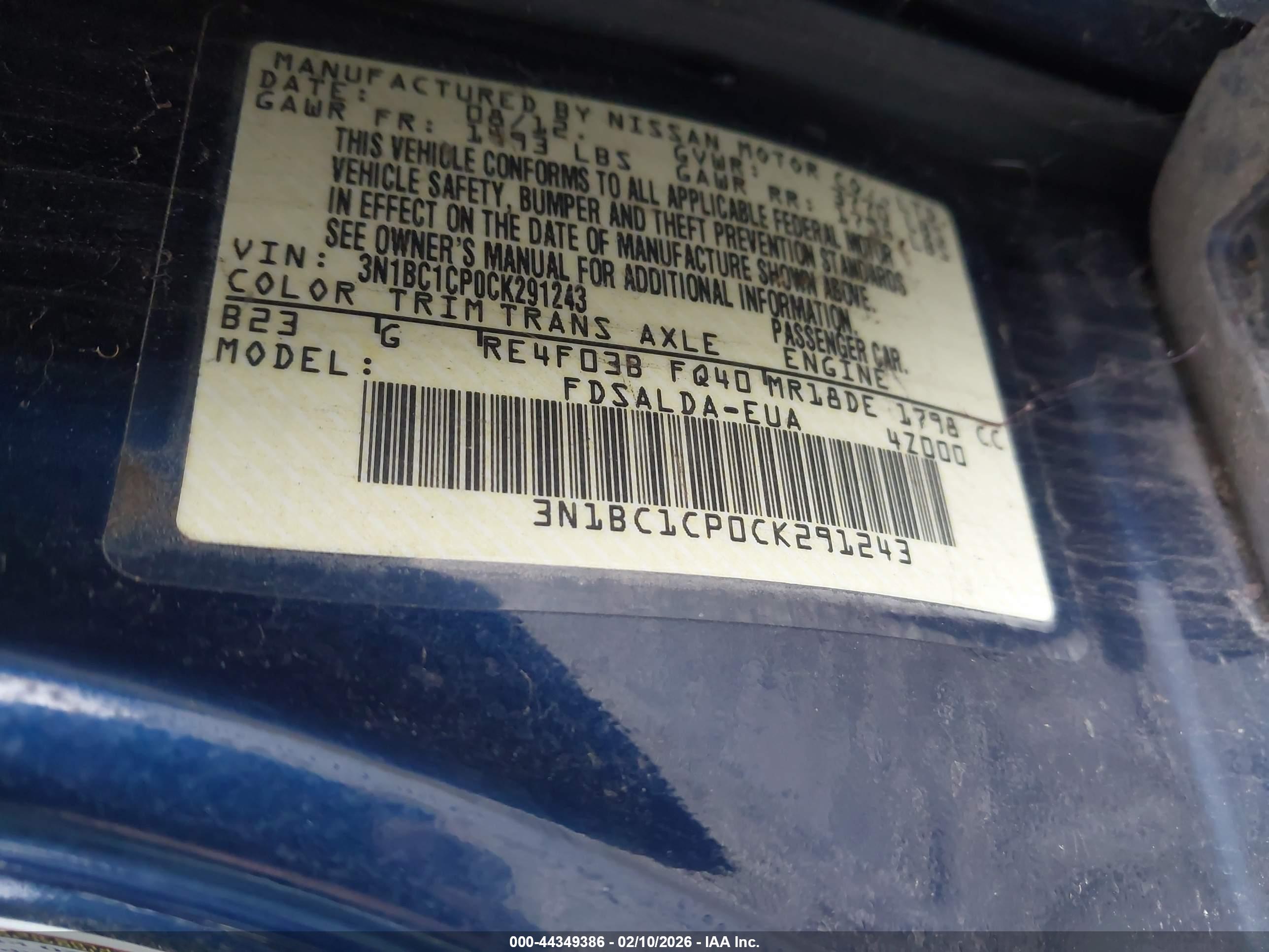 NISSAN VERSA image 9