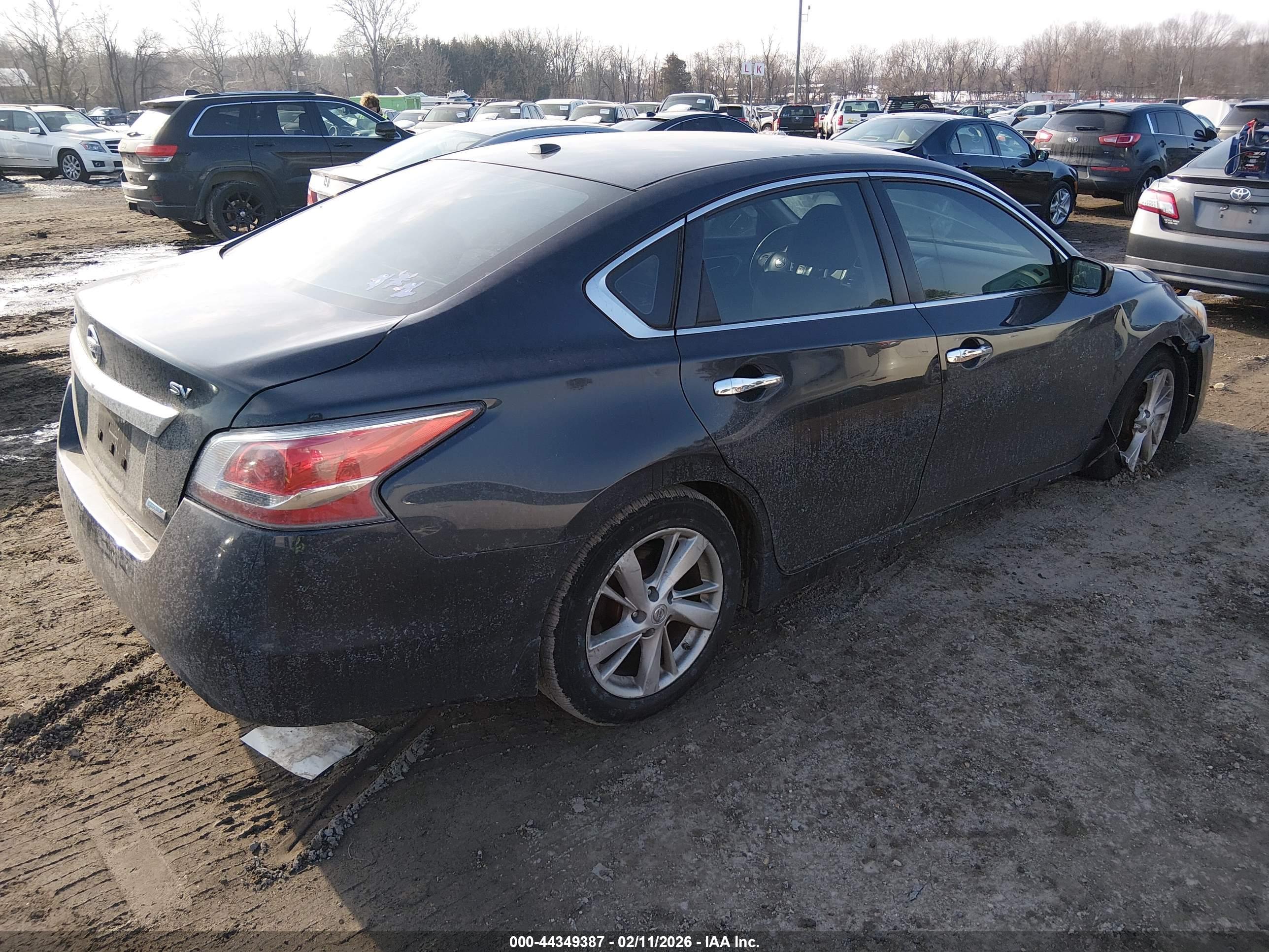NISSAN ALTIMA image 4
