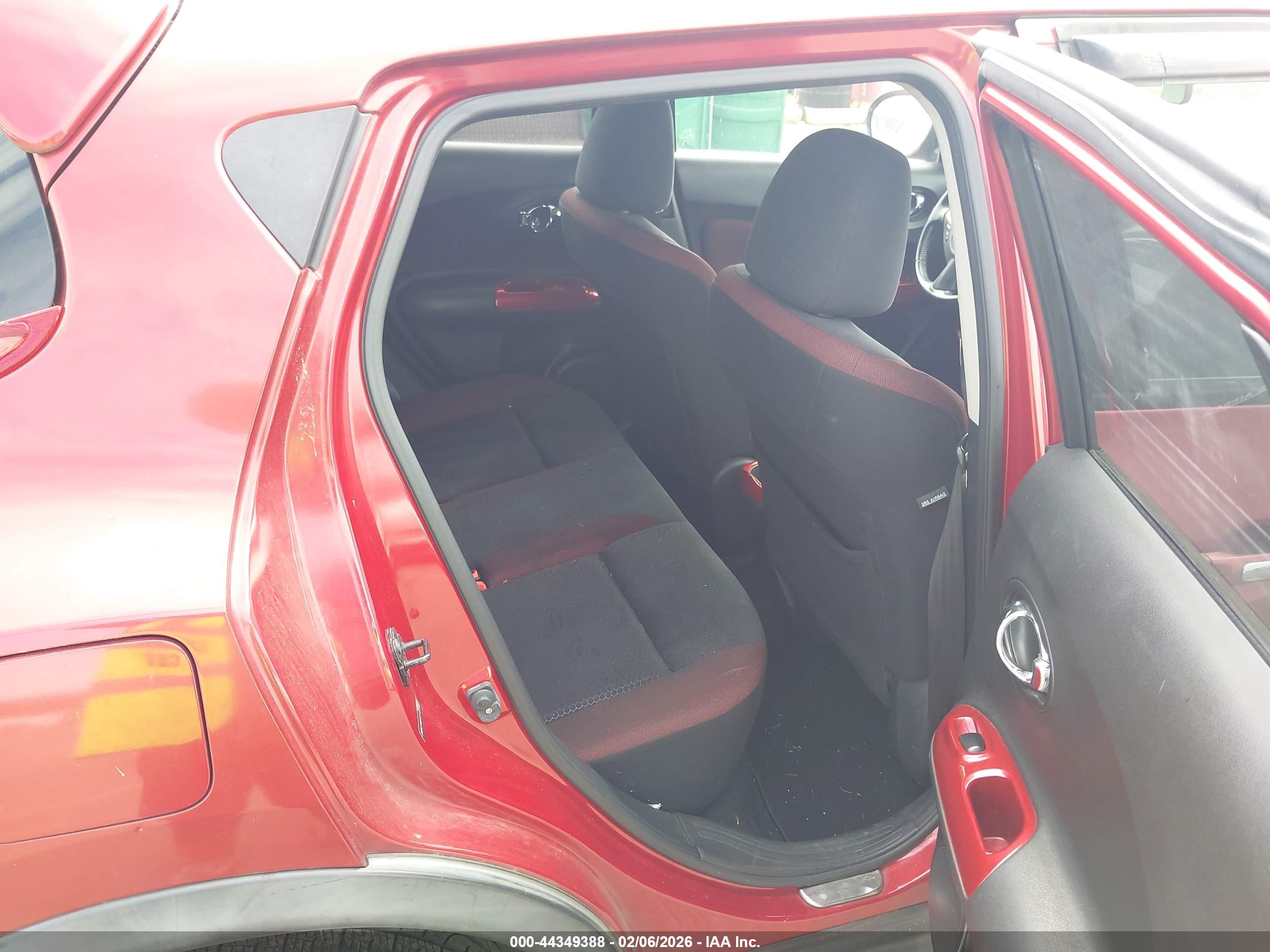 NISSAN JUKE image 8