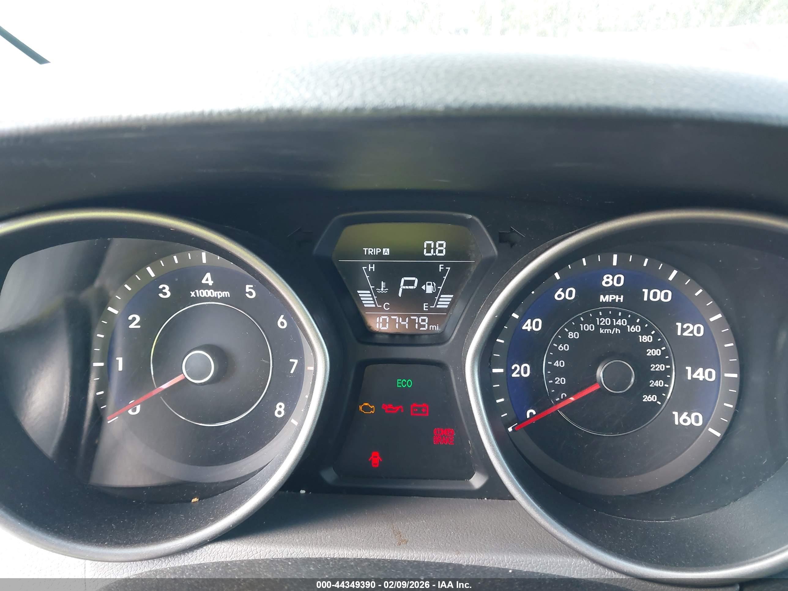HYUNDAI ELANTRA image 7
