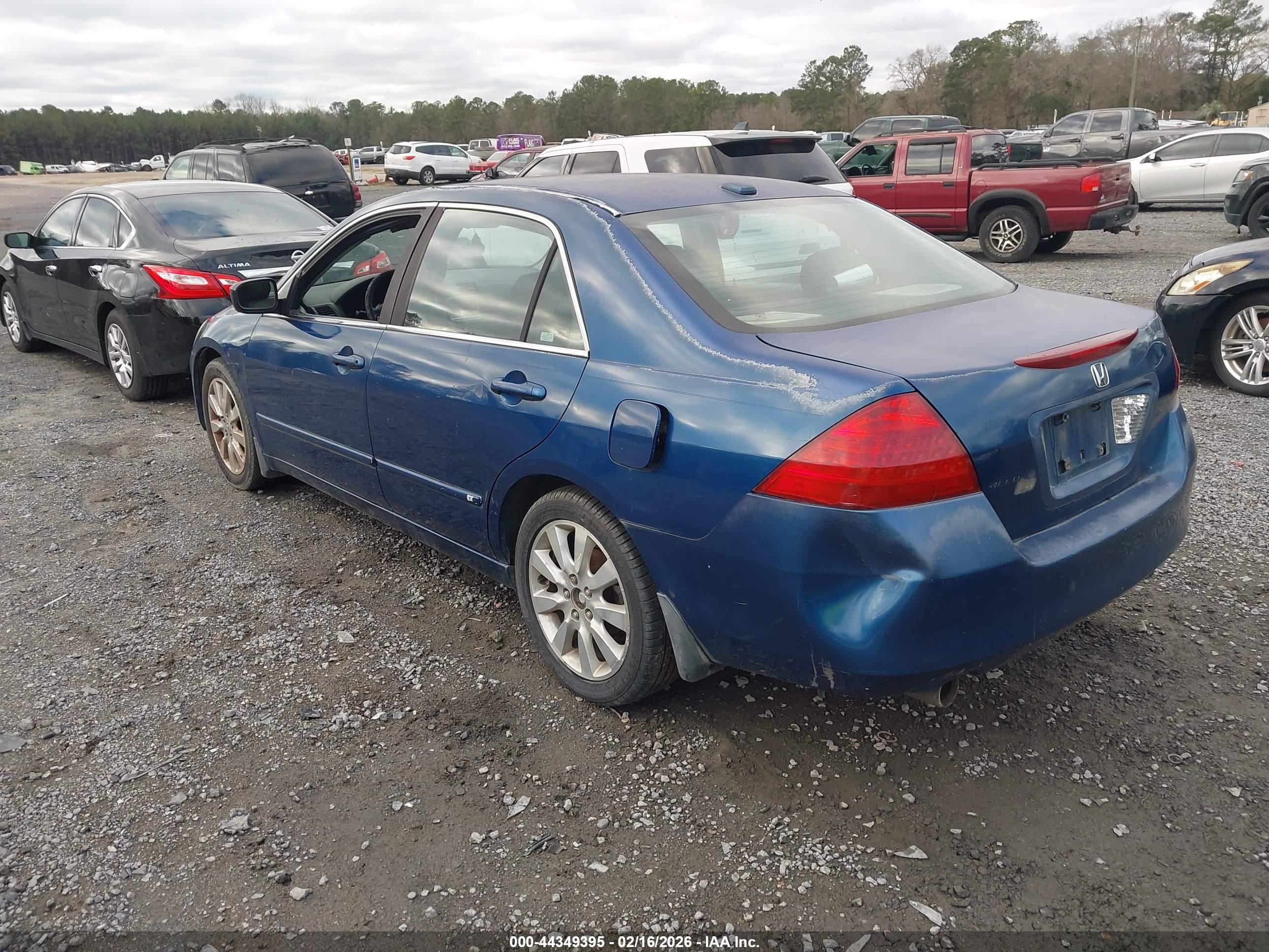 HONDA ACCORD image 3