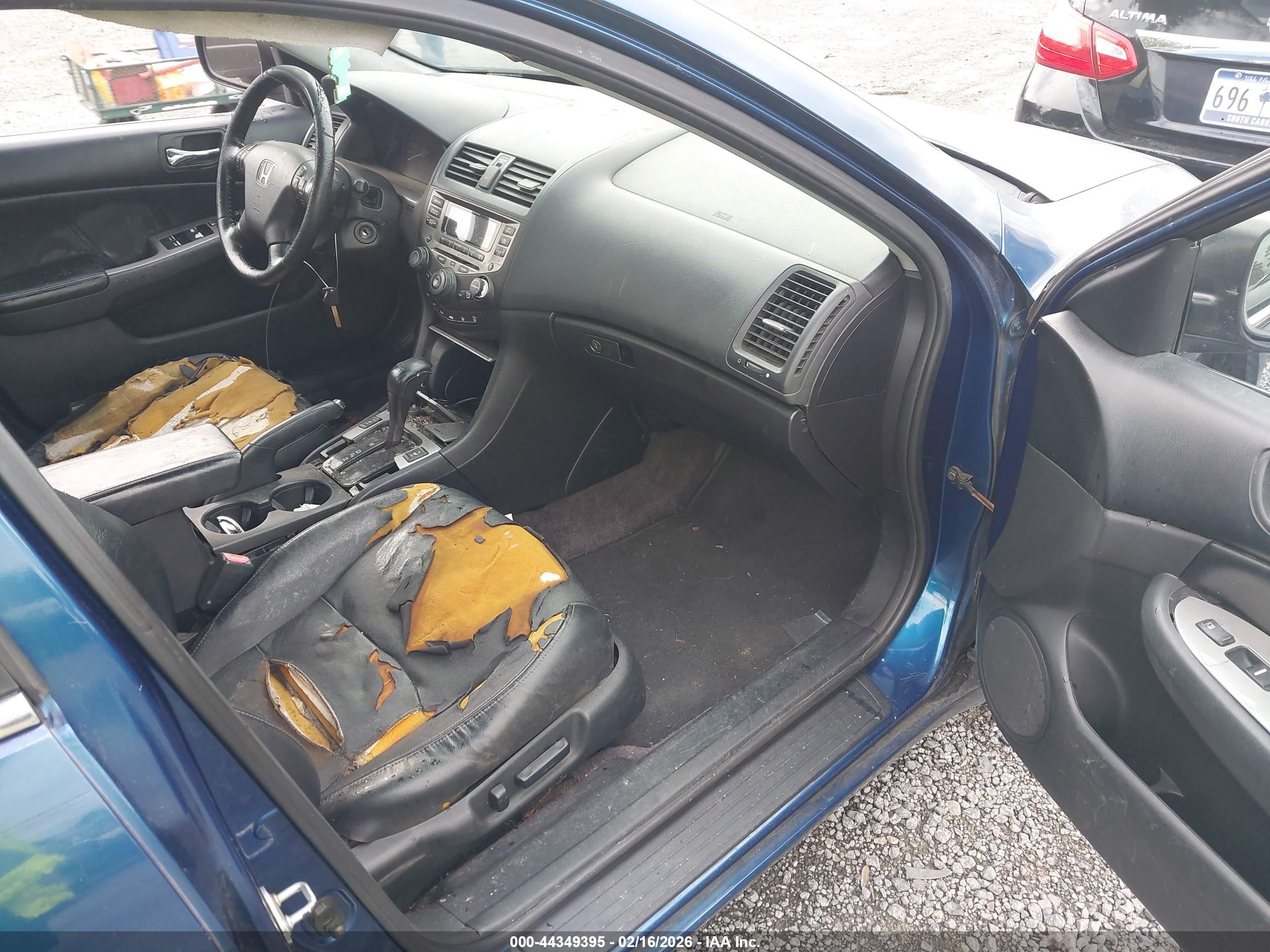HONDA ACCORD image 5