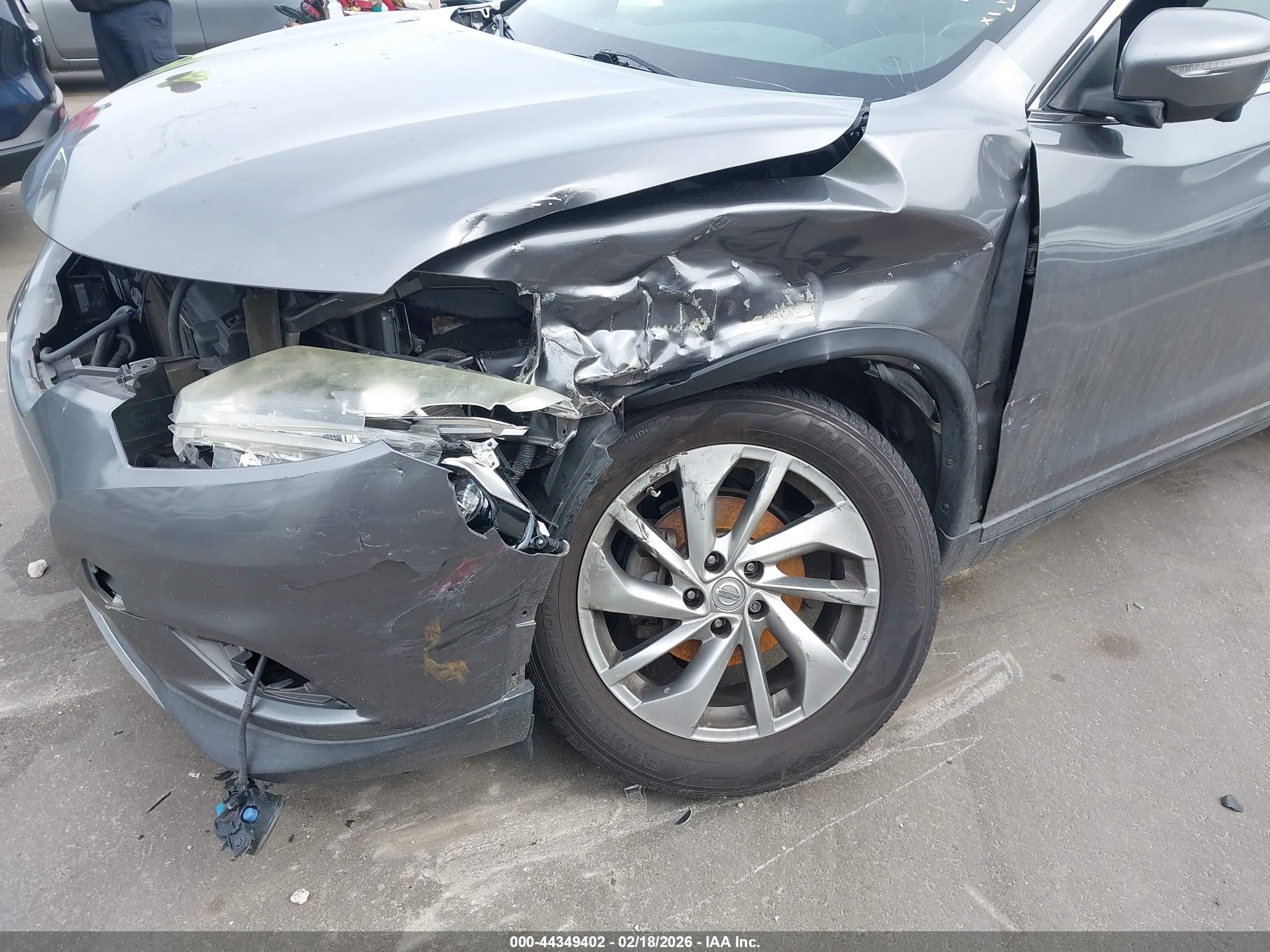 NISSAN ROGUE image 6
