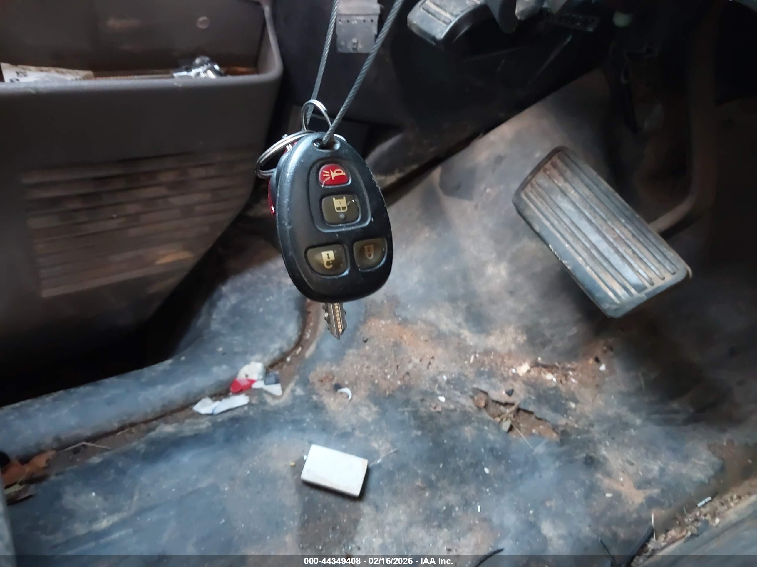 CHEVROLET EXPRESS image 11