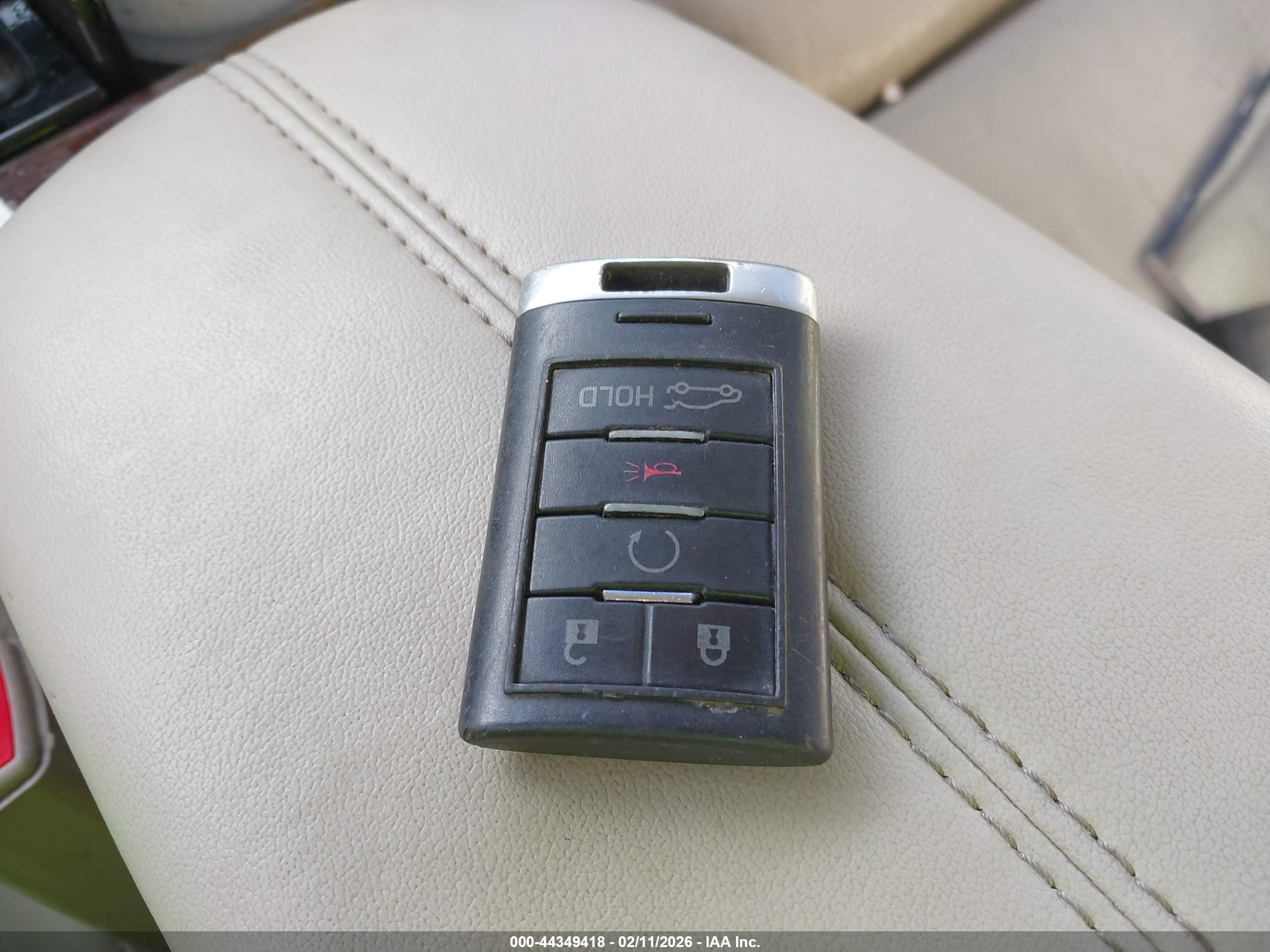 CADILLAC XTS image 11