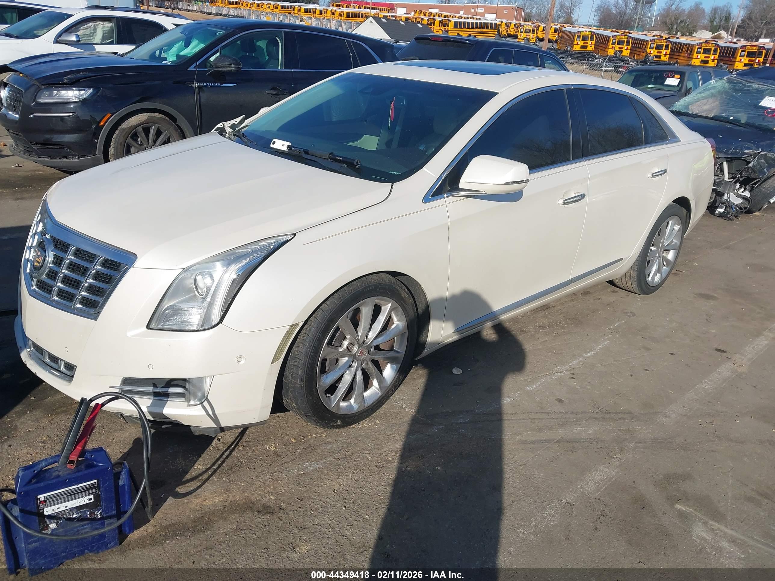 CADILLAC XTS image 2