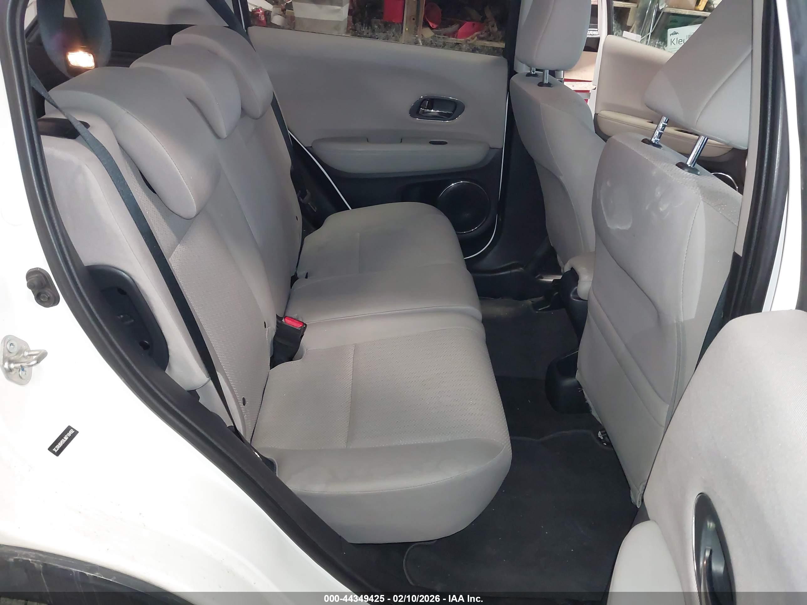 HONDA HR-V image 8