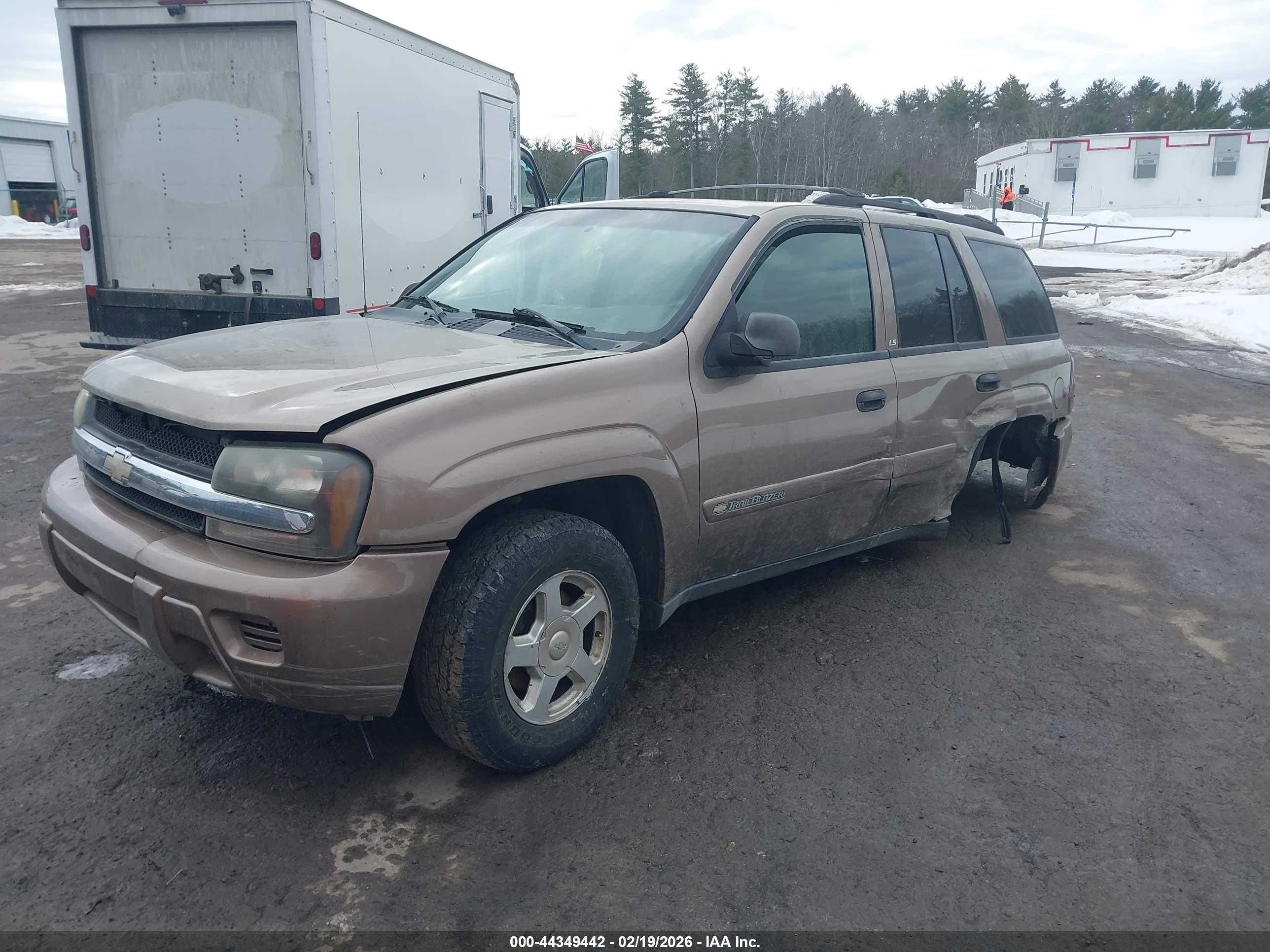 CHEVROLET TRAILBLAZER image 2