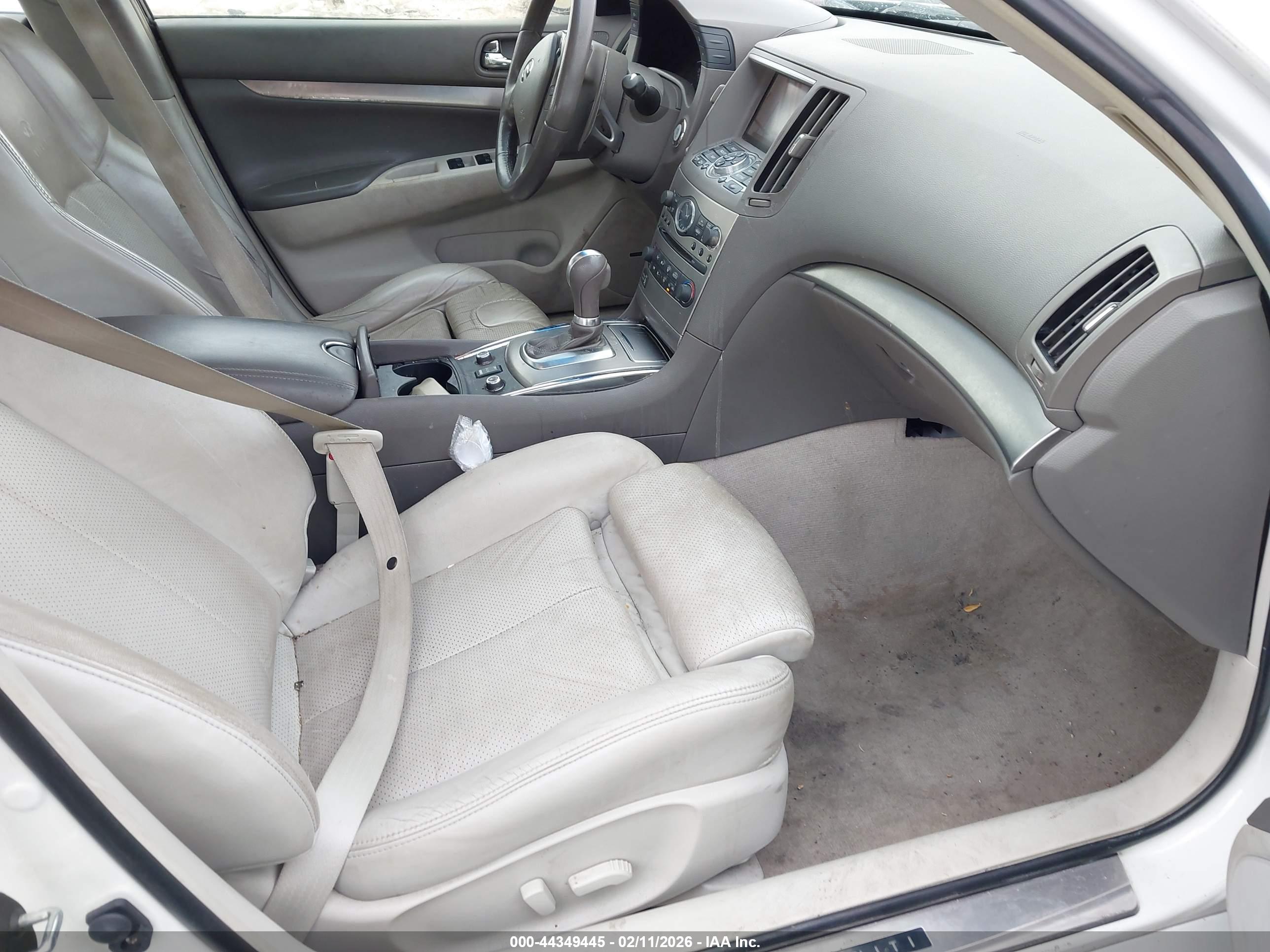 INFINITI G37X image 5
