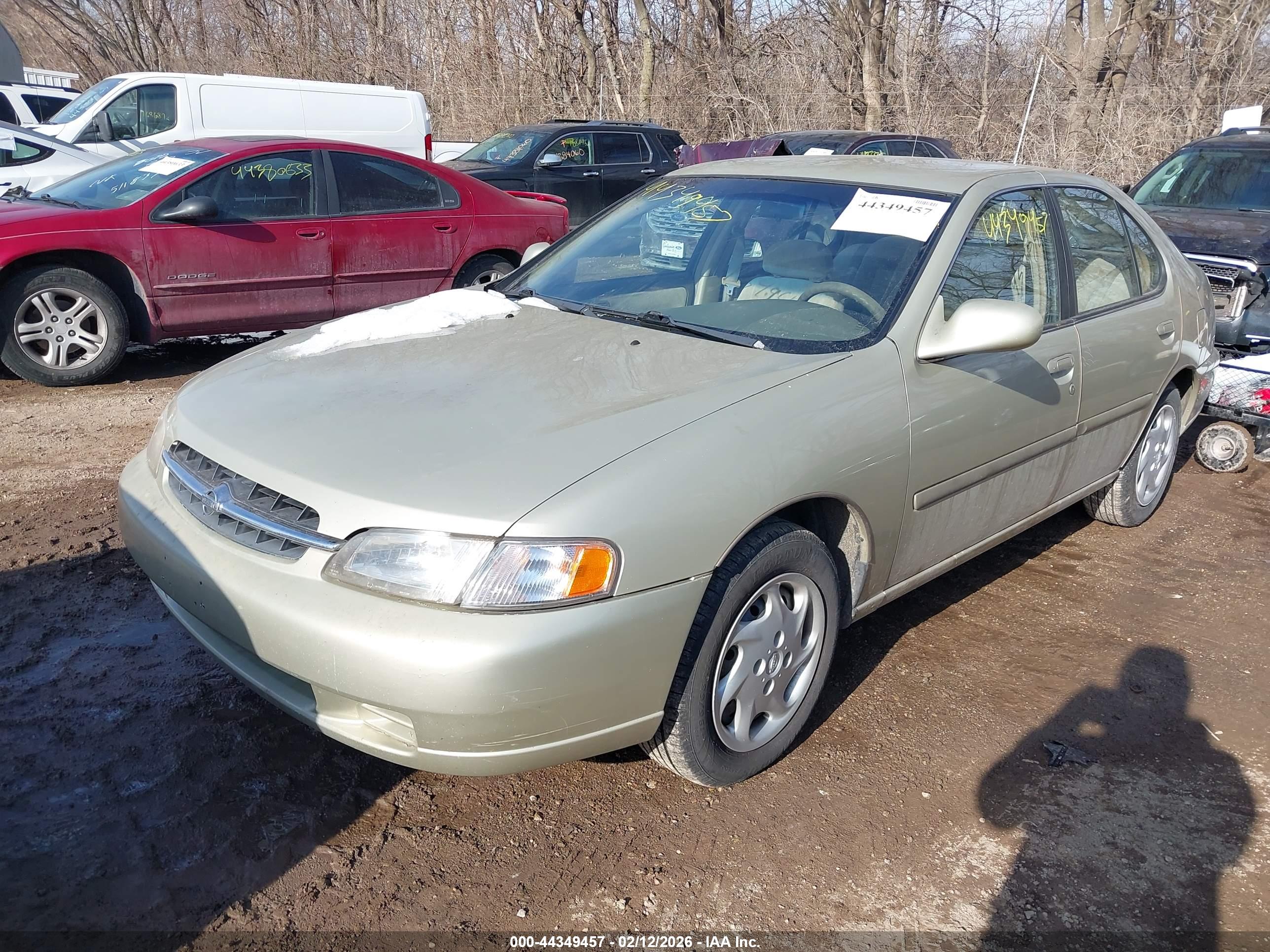 NISSAN ALTIMA image 2