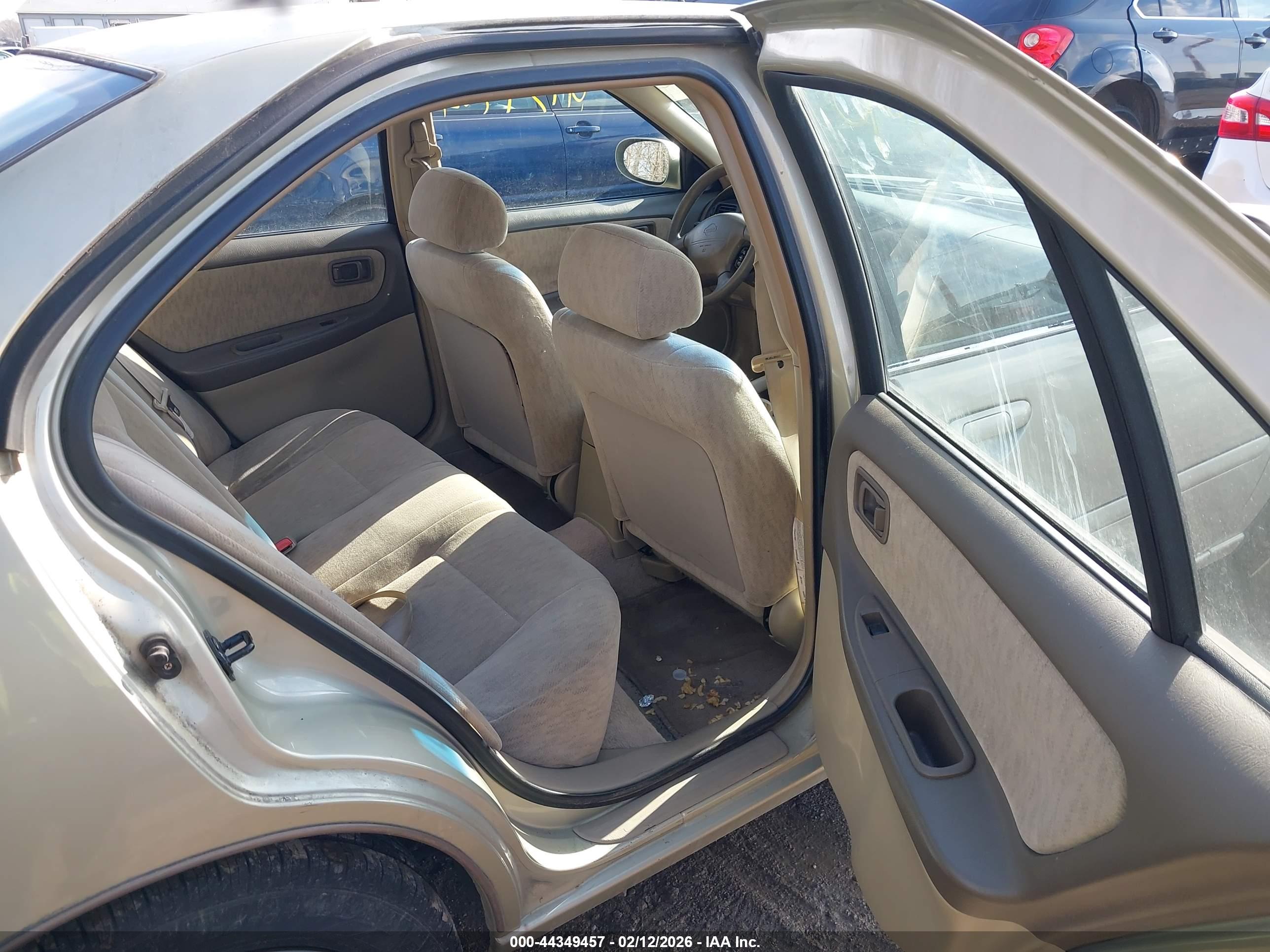 NISSAN ALTIMA image 8