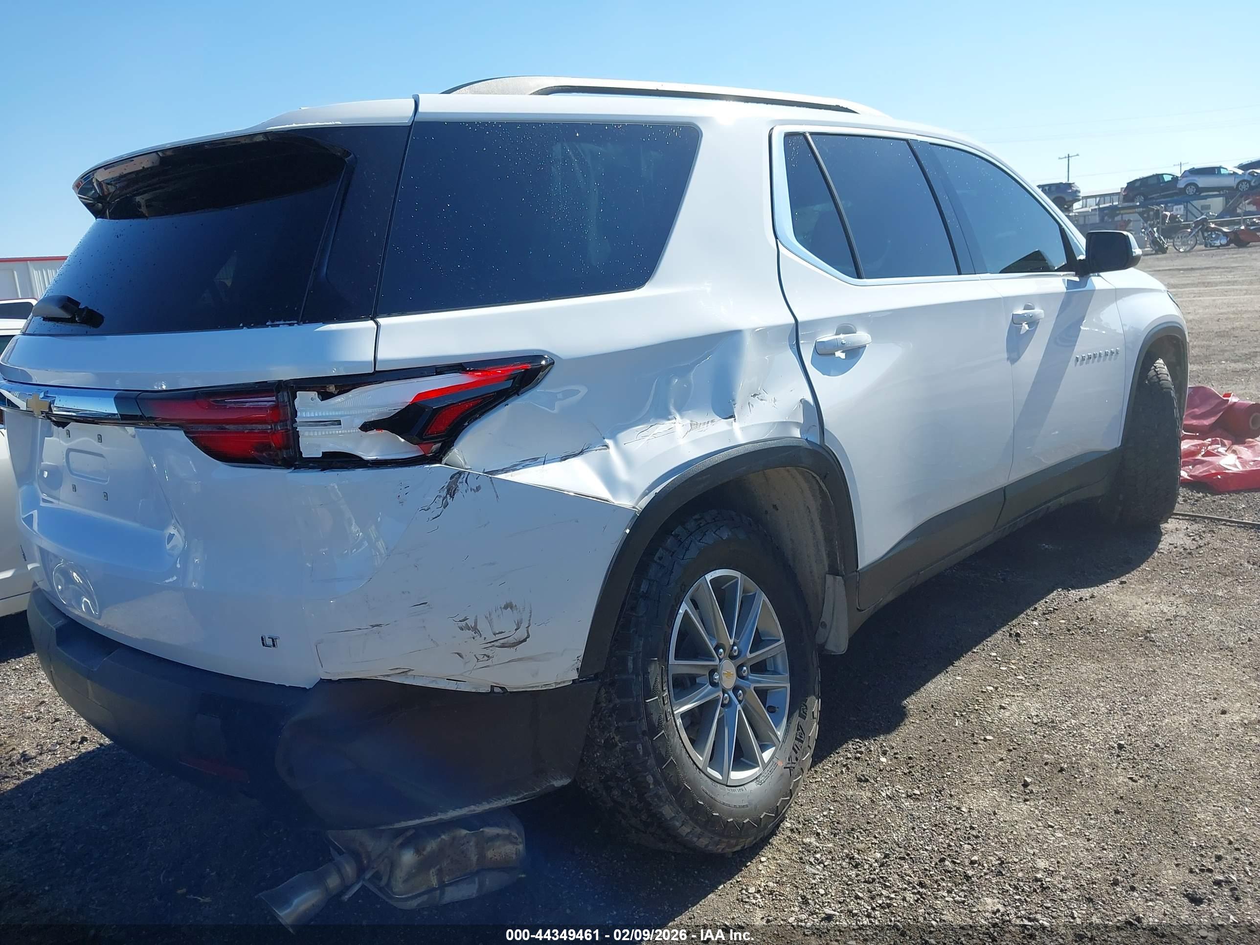 CHEVROLET TRAVERSE image 4