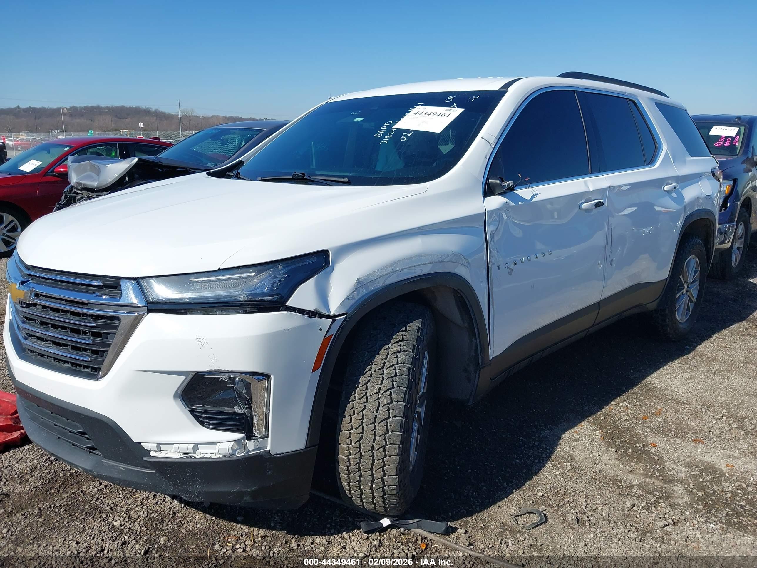 CHEVROLET TRAVERSE image 6