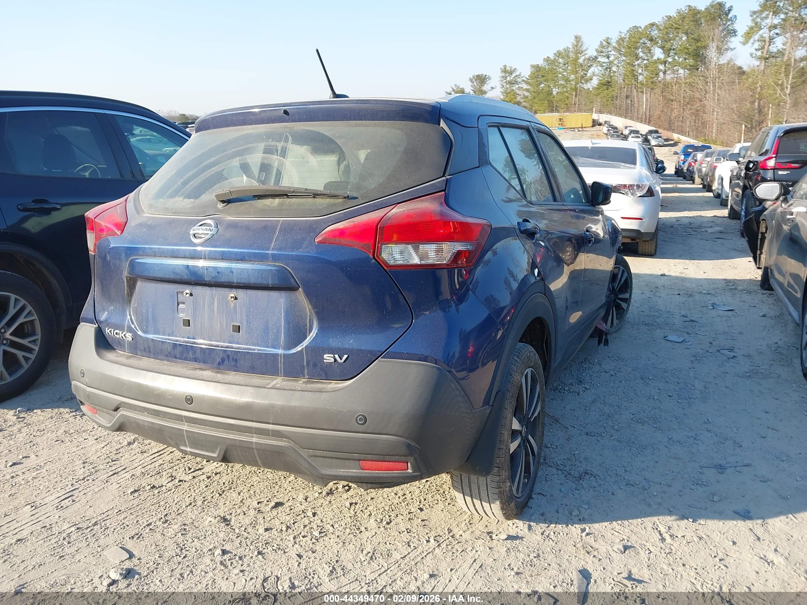 NISSAN KICKS image 4