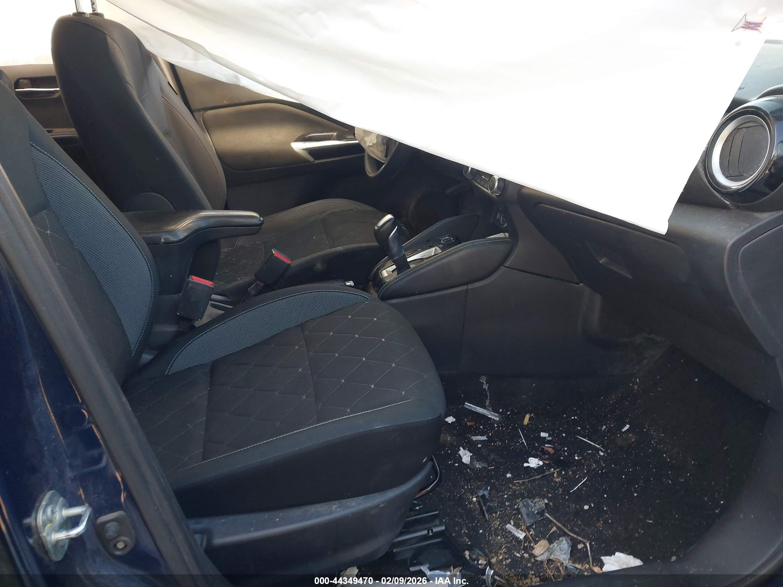 NISSAN KICKS image 5