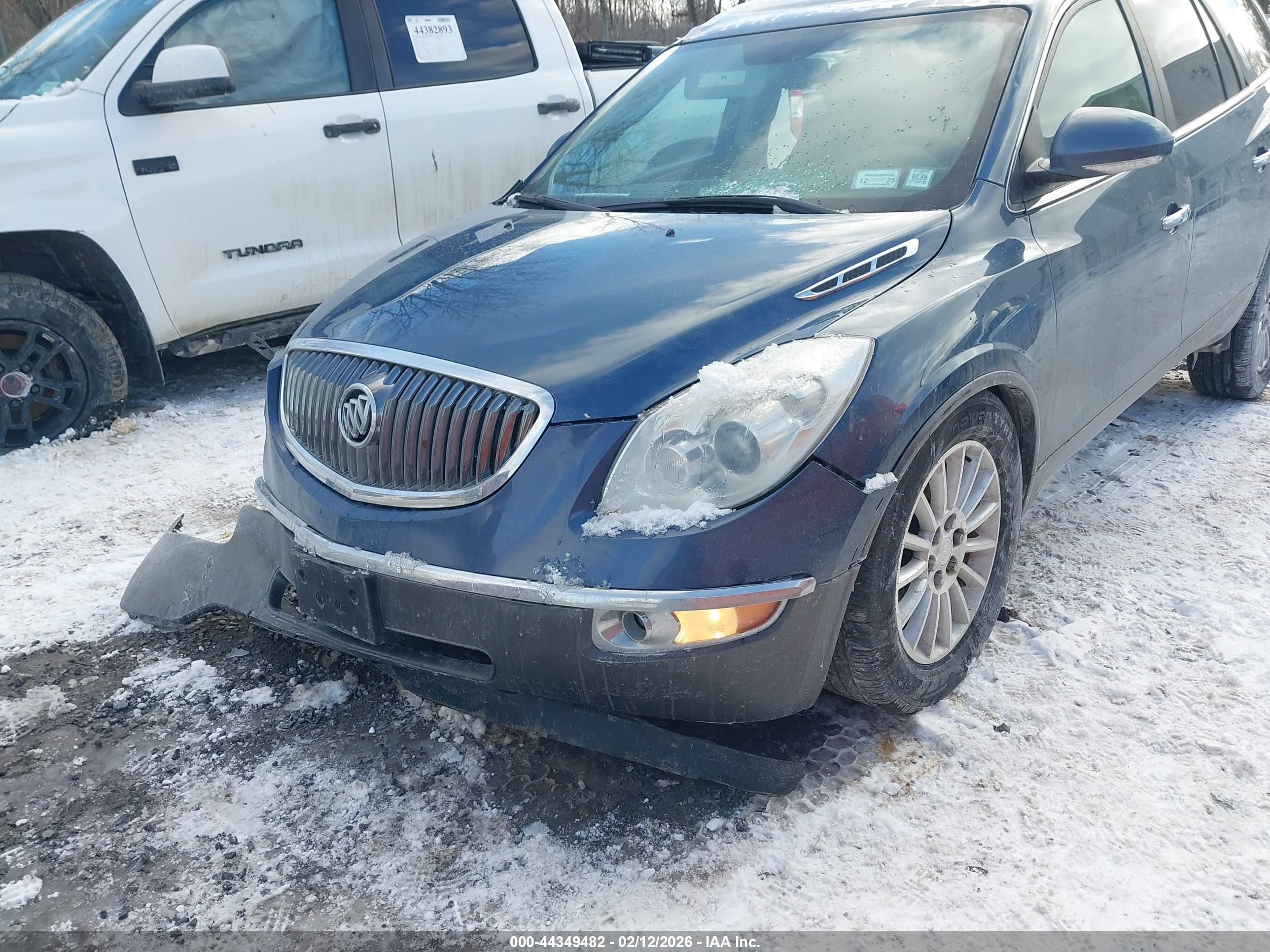 BUICK ENCLAVE image 2