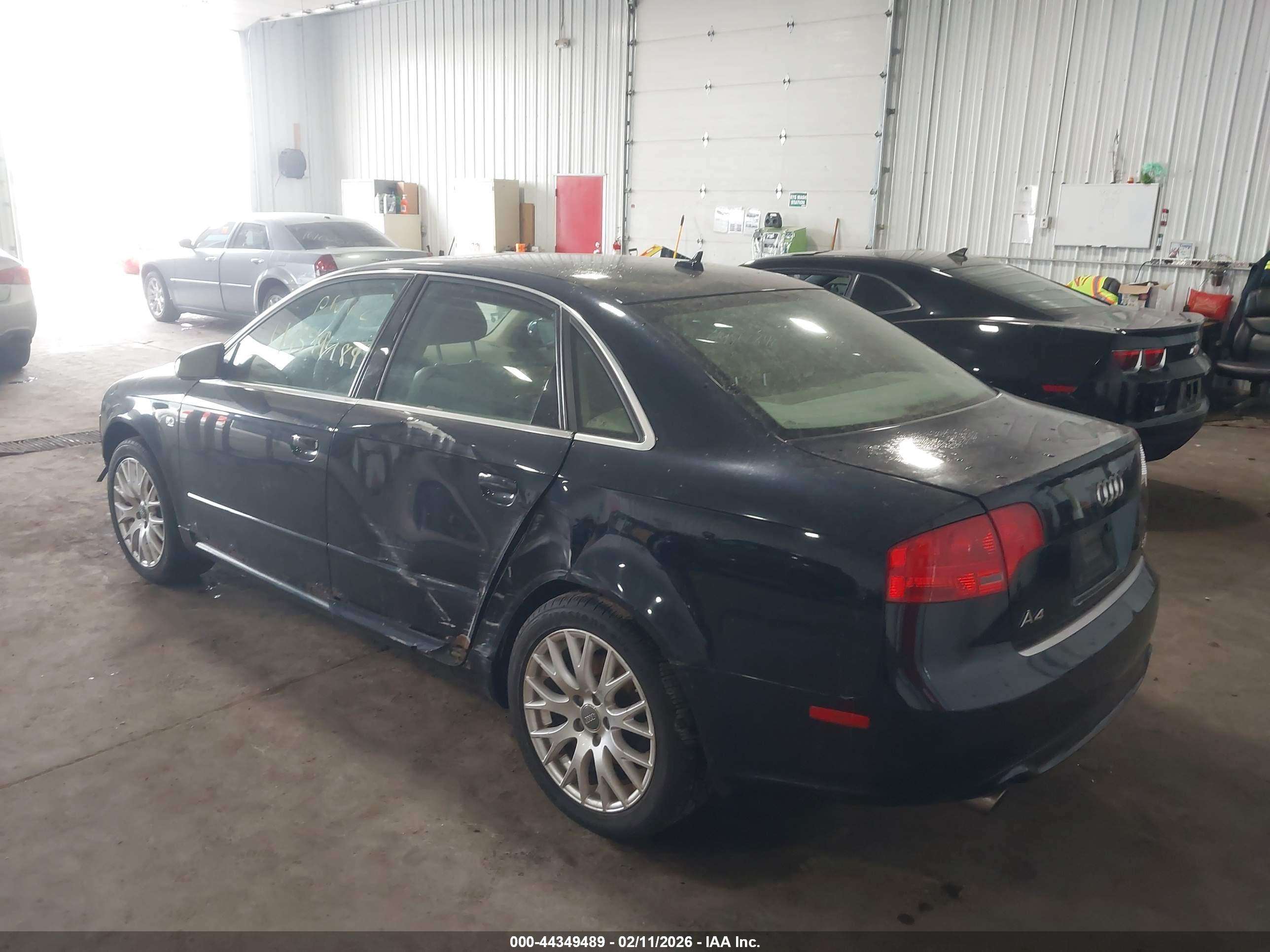 AUDI A4 image 3