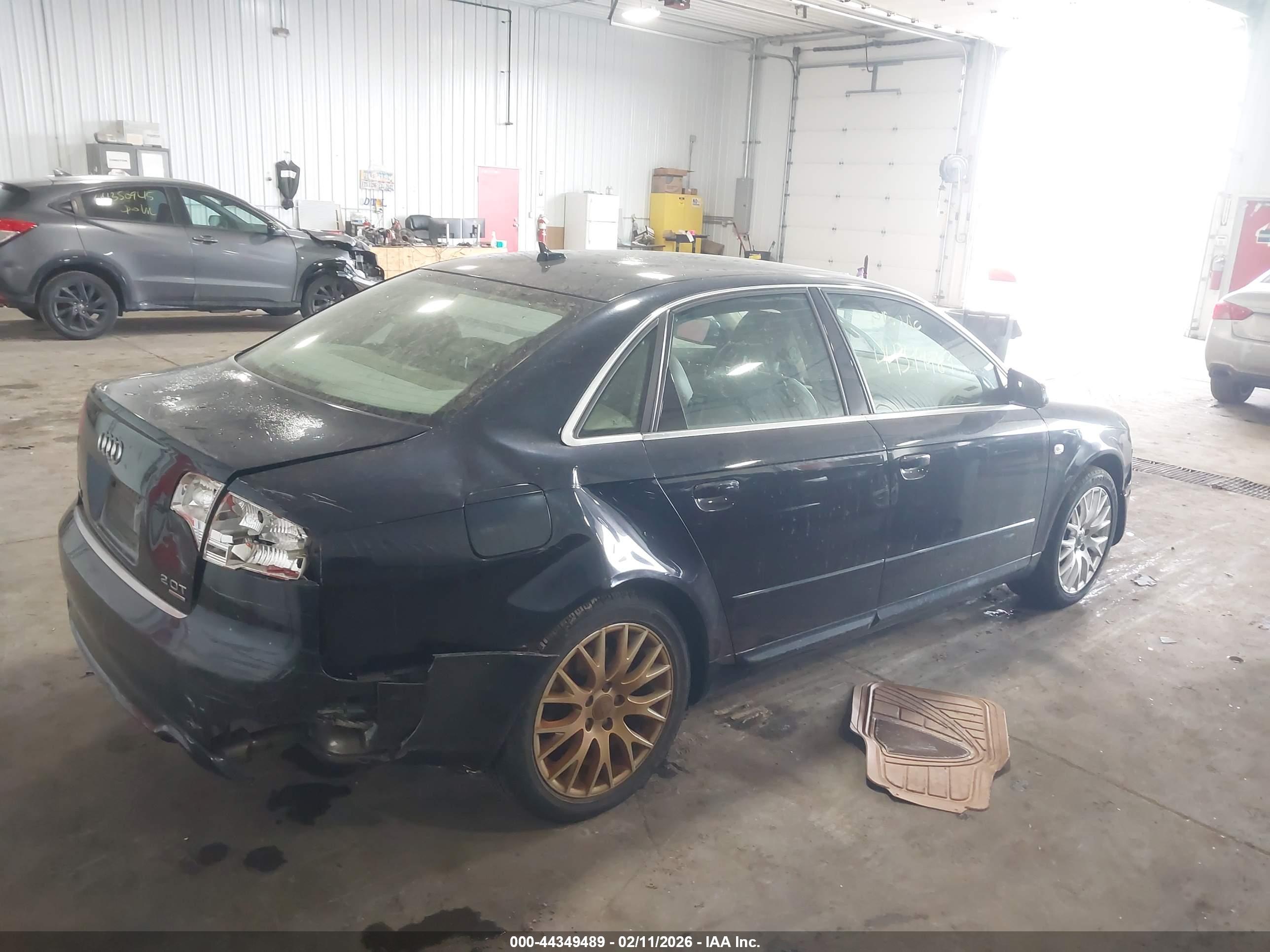 AUDI A4 image 4