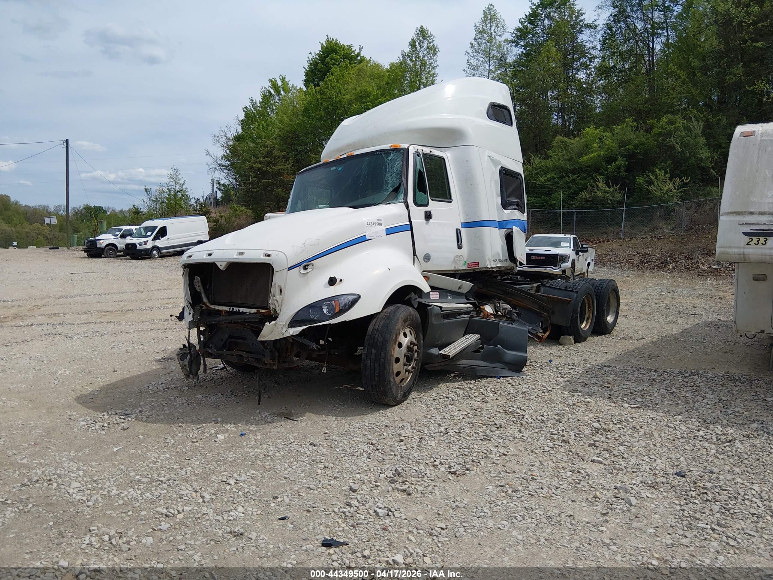 INTERNATIONAL PROSTAR+ image 2