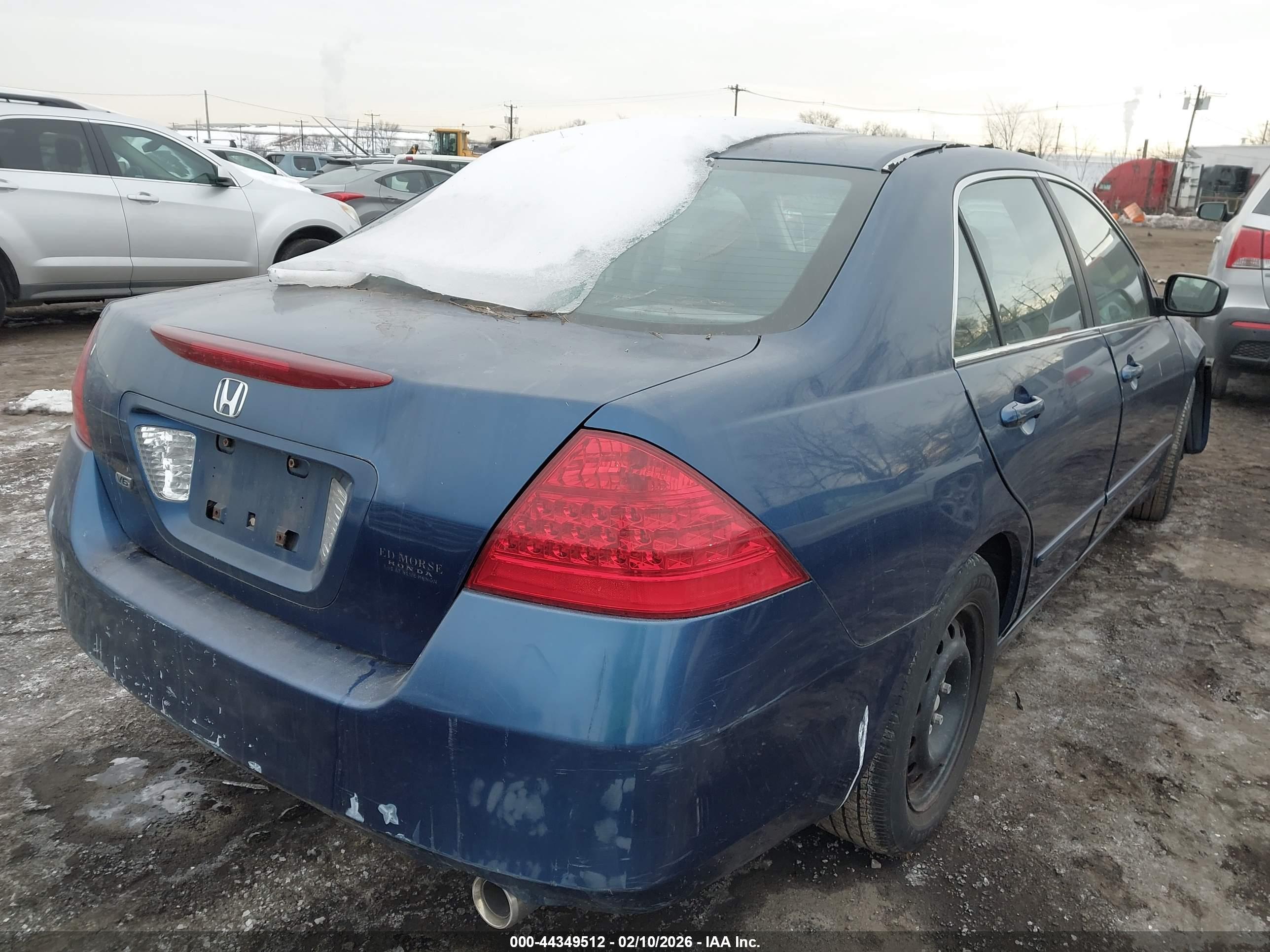 HONDA ACCORD image 4