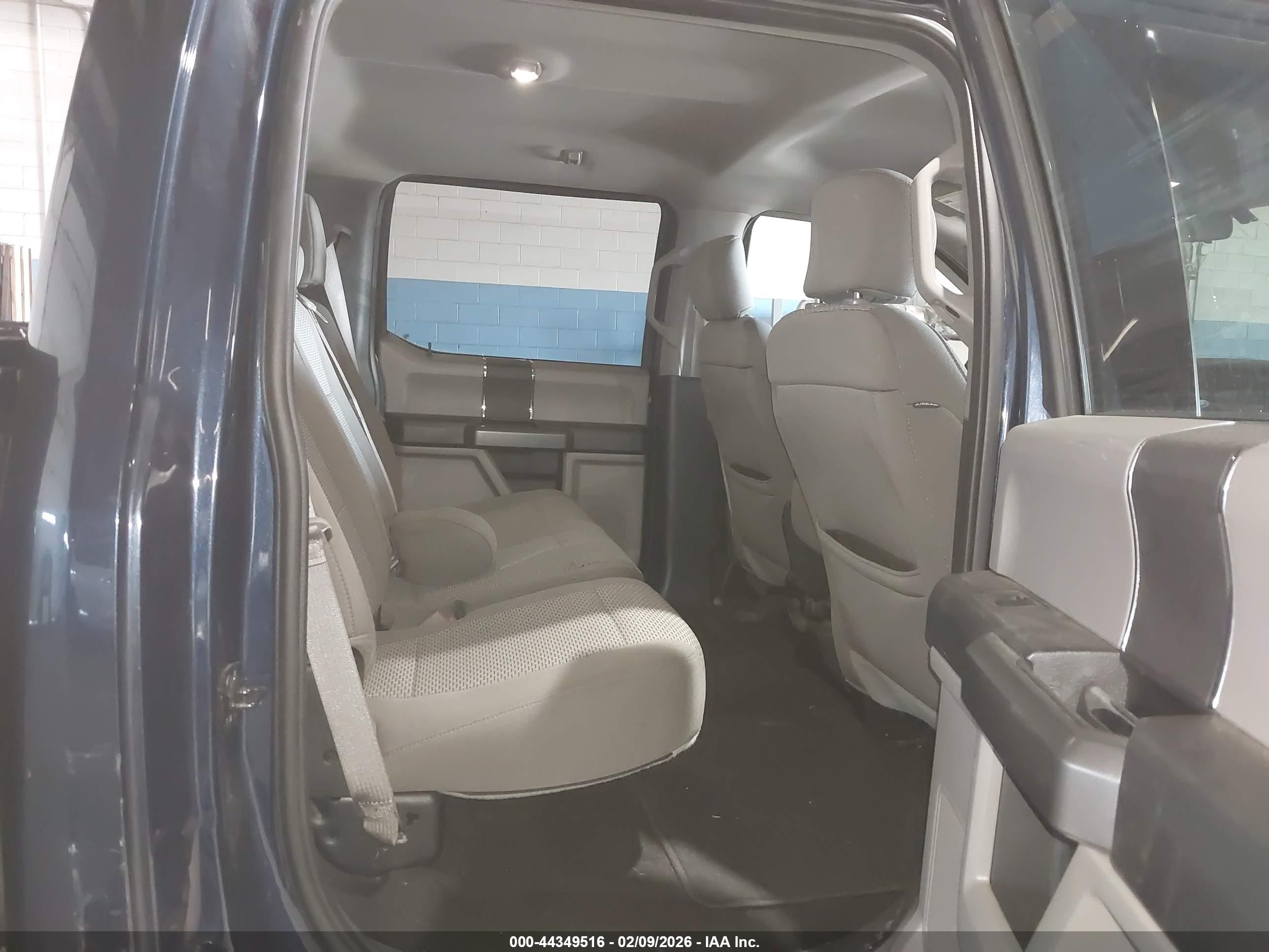 FORD F-150 image 8