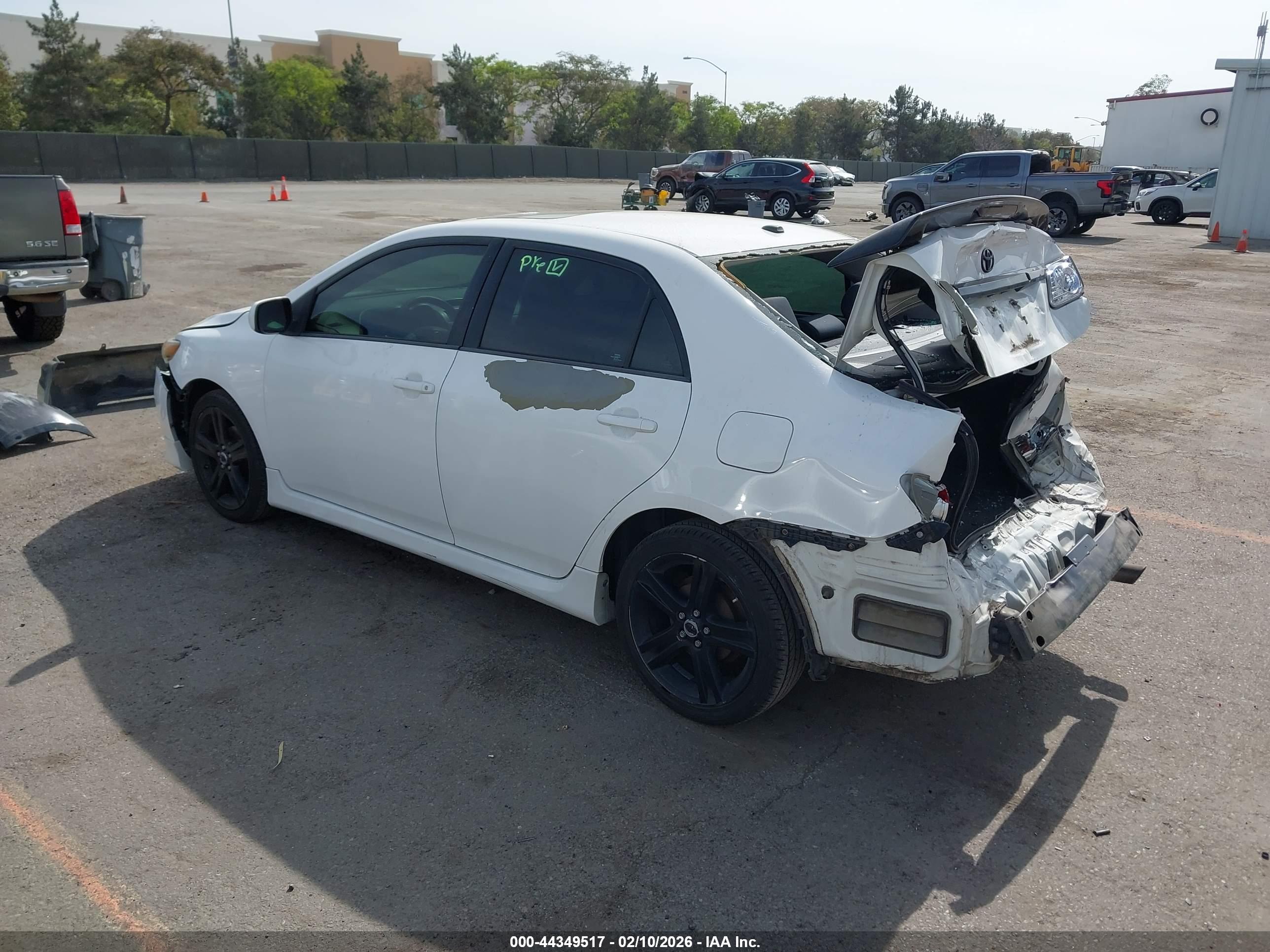 TOYOTA COROLLA image 3