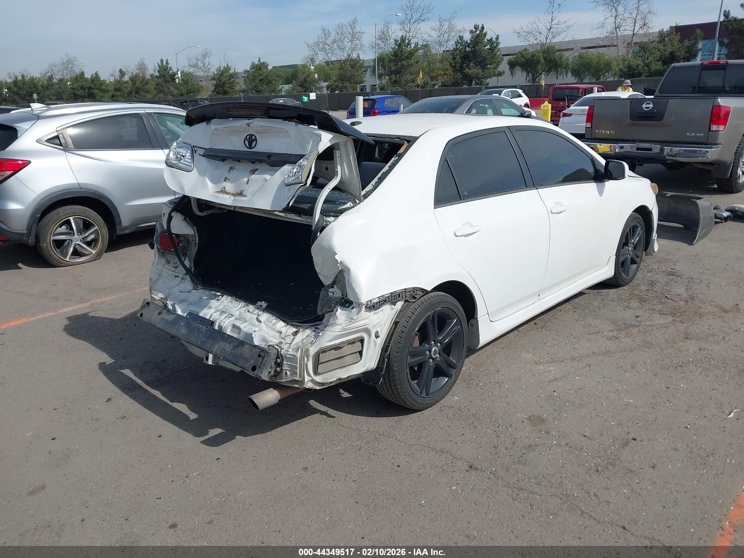 TOYOTA COROLLA image 4