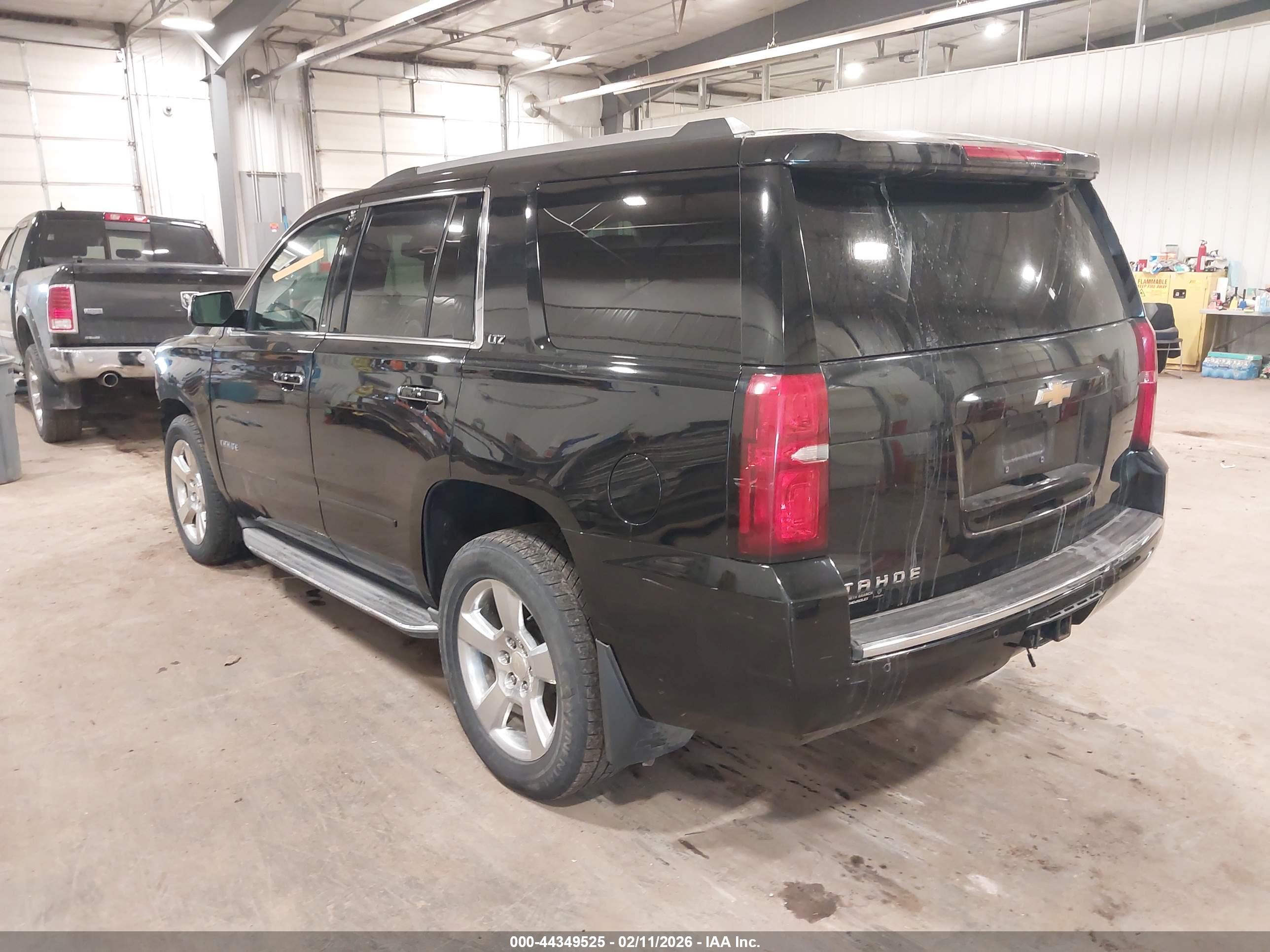 CHEVROLET TAHOE image 3