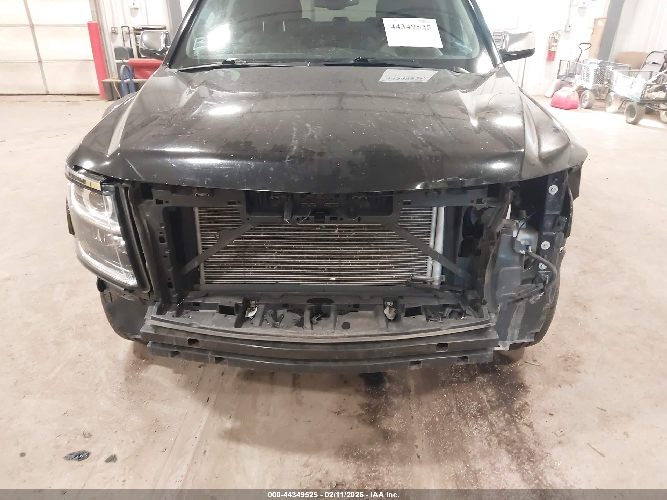 CHEVROLET TAHOE image 6