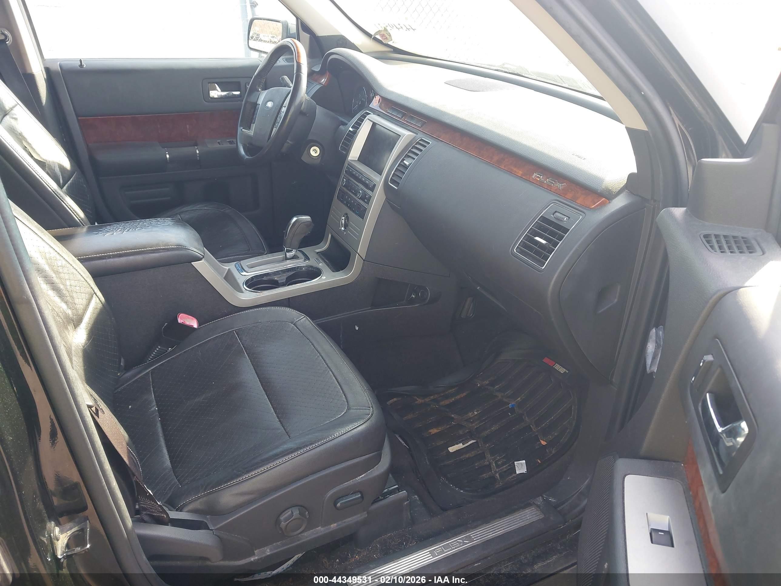 FORD FLEX image 5