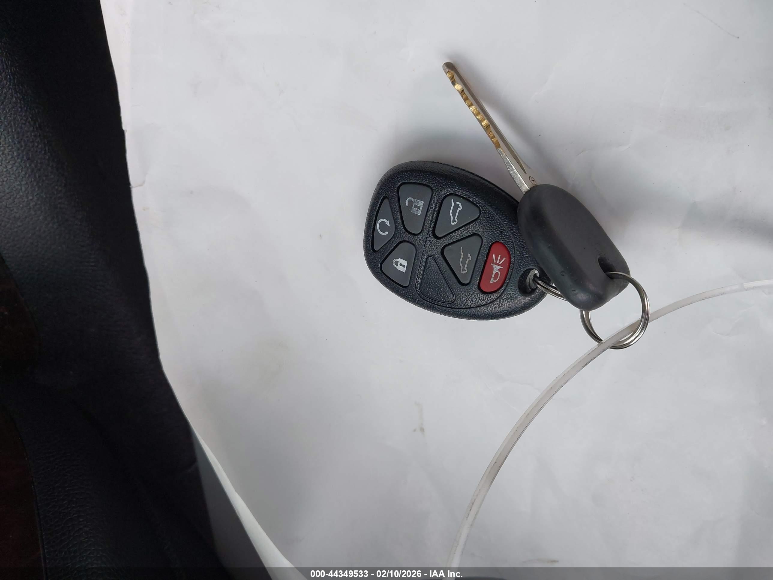 GMC YUKON image 11